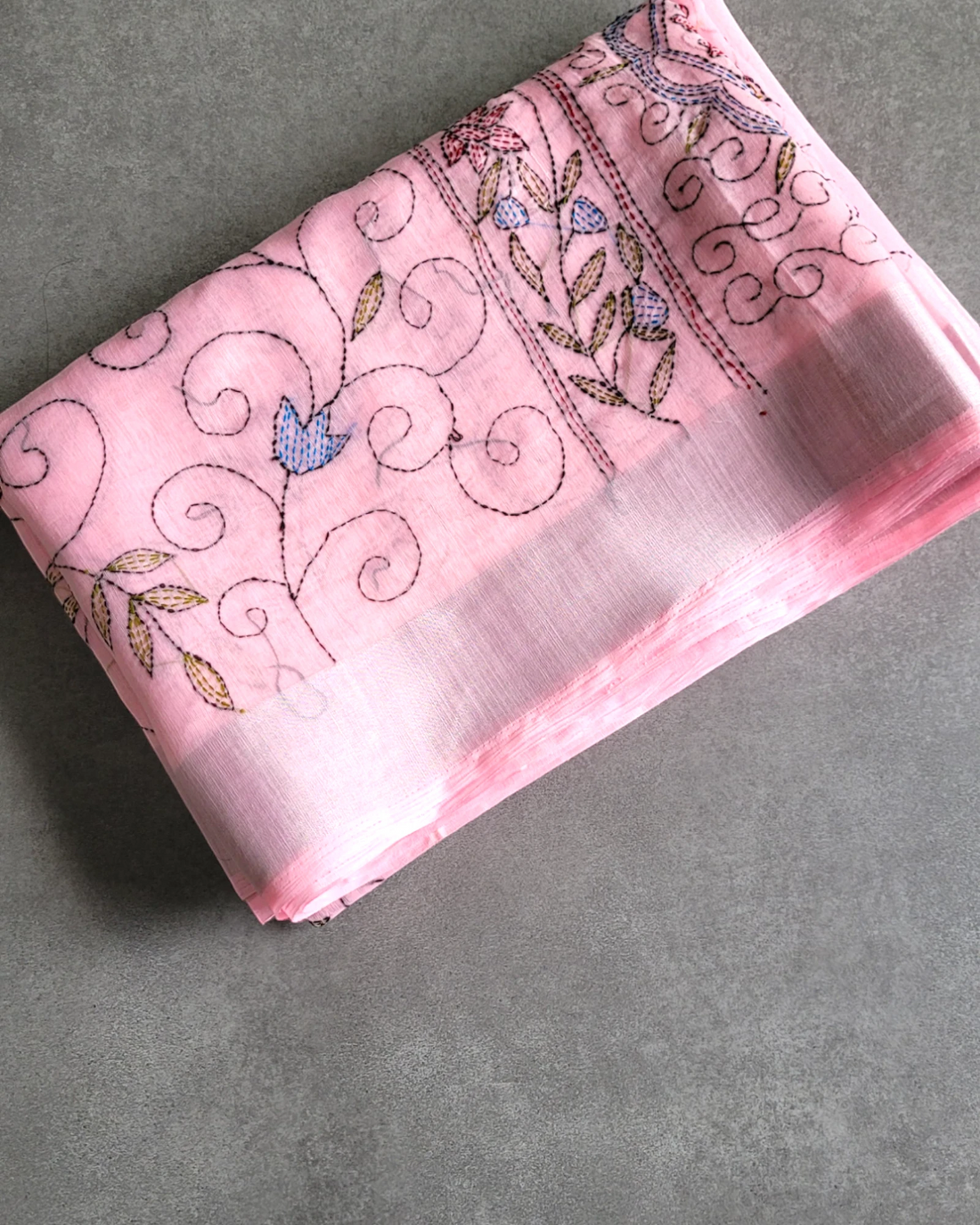 Pink Trikona Linen Saree