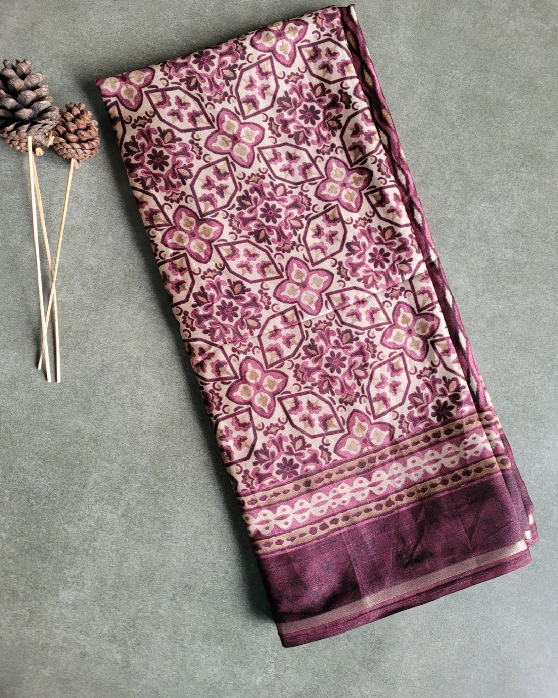 Carmine Krisha Synthetic saree
