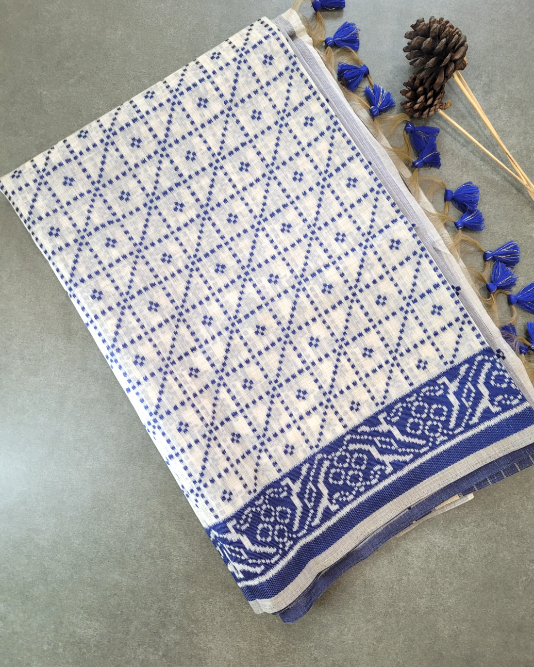 Blue Isha4 Cotton saree