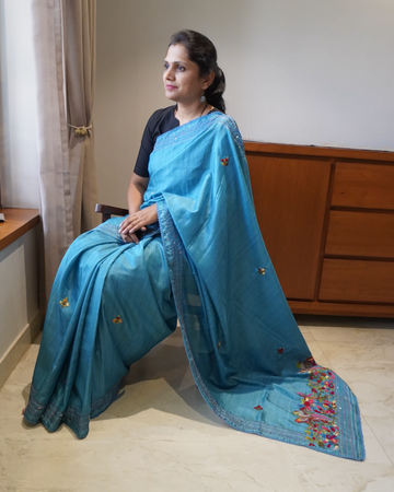 Blue Geet Handwork Saree