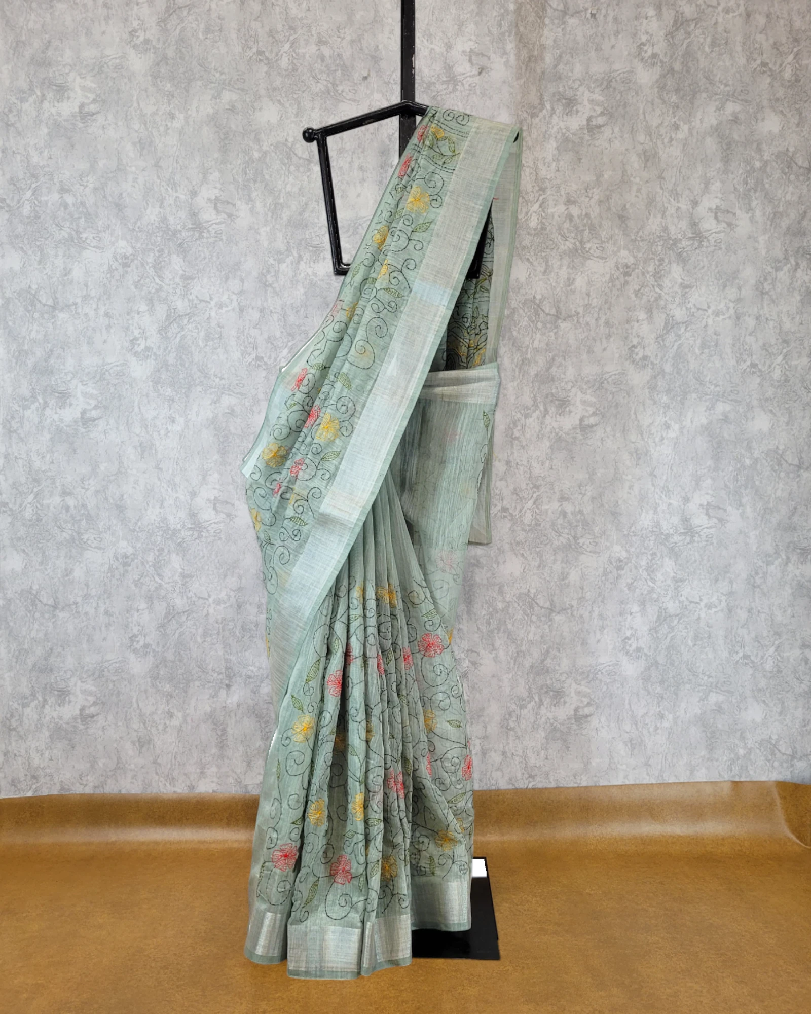 Green Trikona Linen Saree