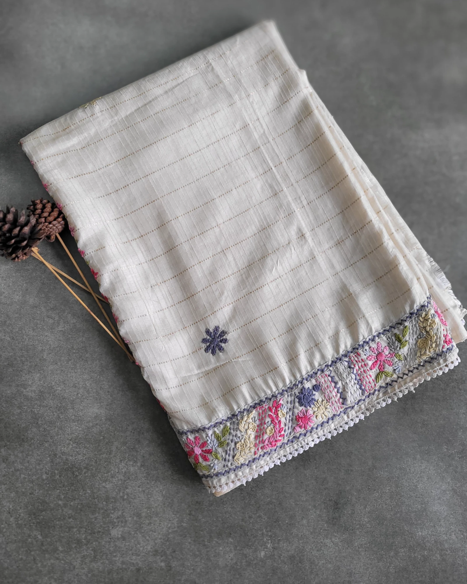 Cream Geet Handwork Saree