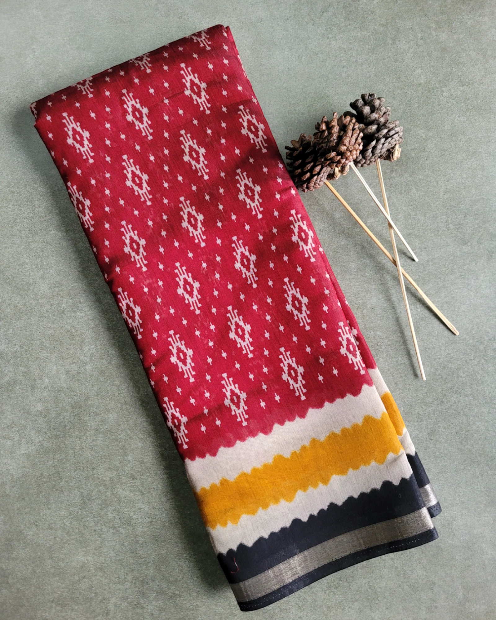 Red Triveni Cotton Saree