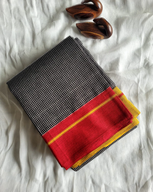 Red Hampa Pattedanchu Saree