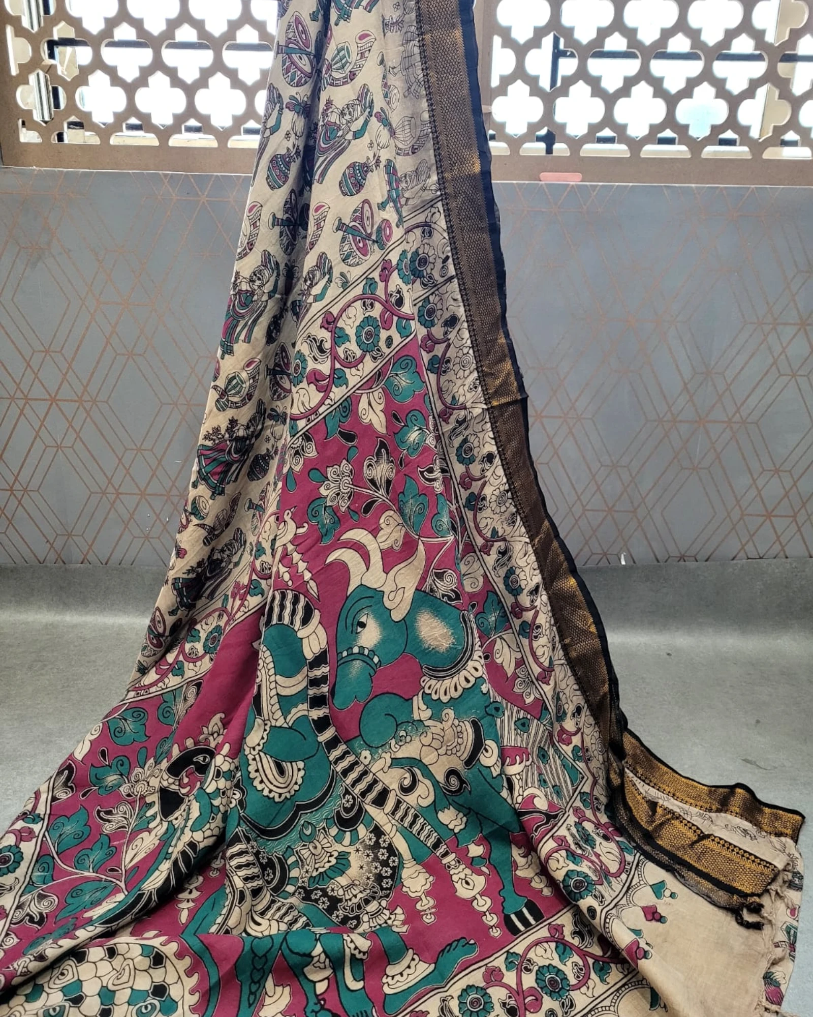 White Raha Kalamkari saree