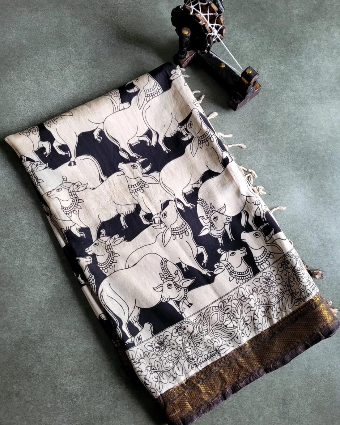 Cream Raha Kalamkari saree