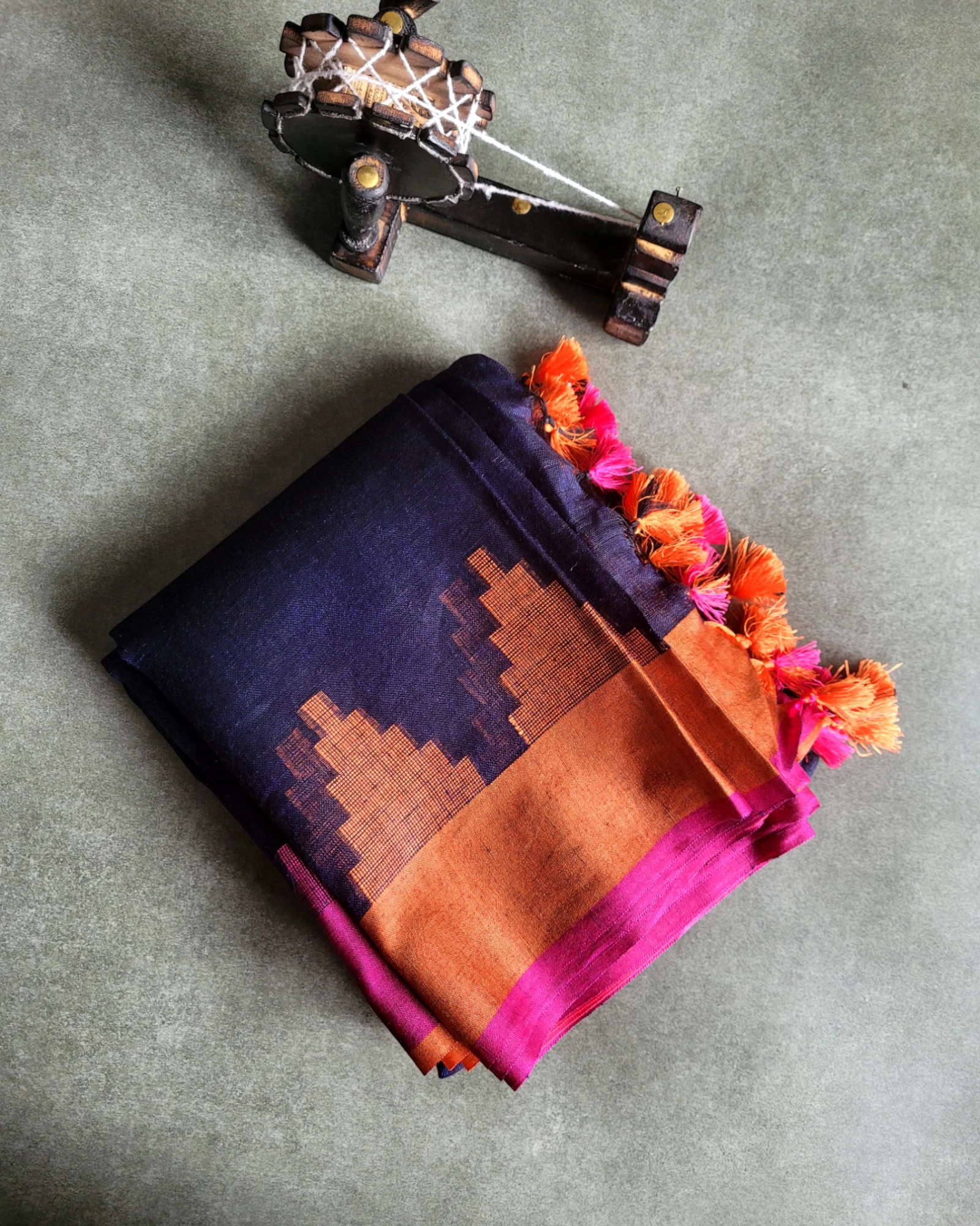 Denim Mandira Linen Saree