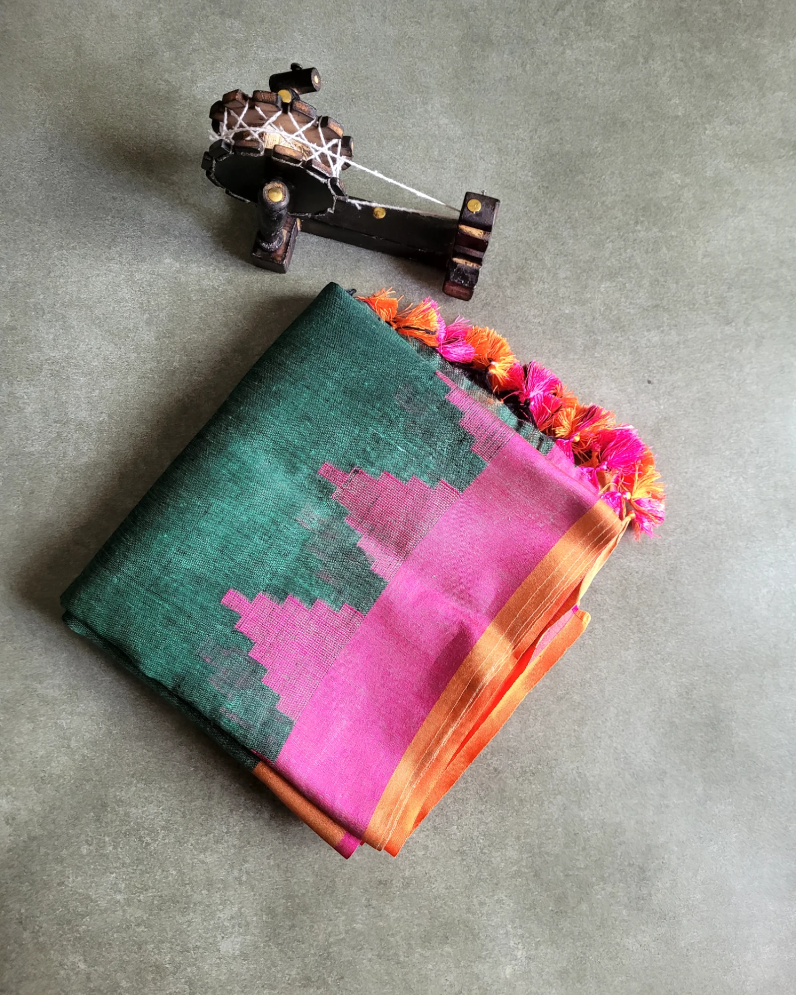 Green Mandira Linen Saree