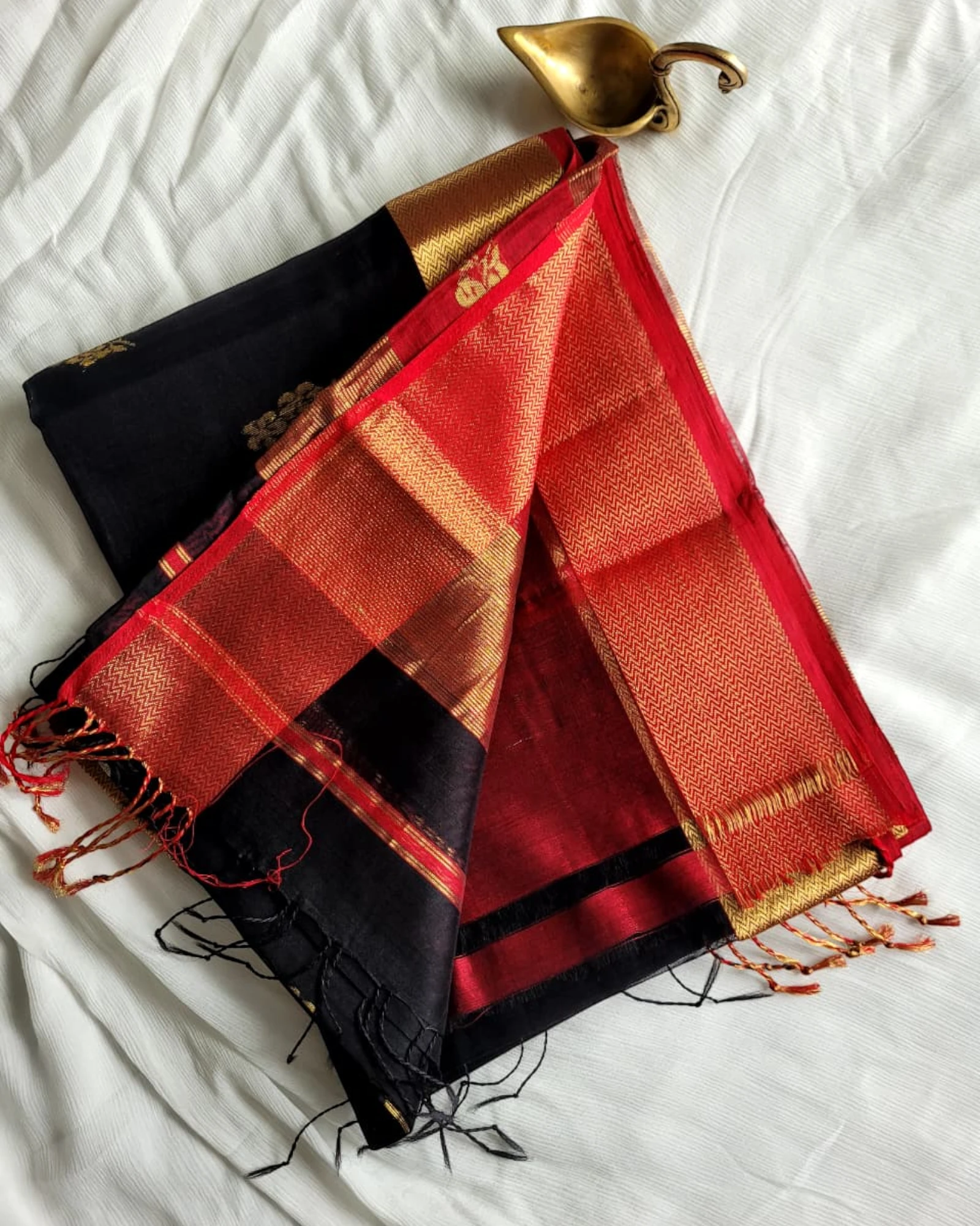 Black Maheshwari silkSaree