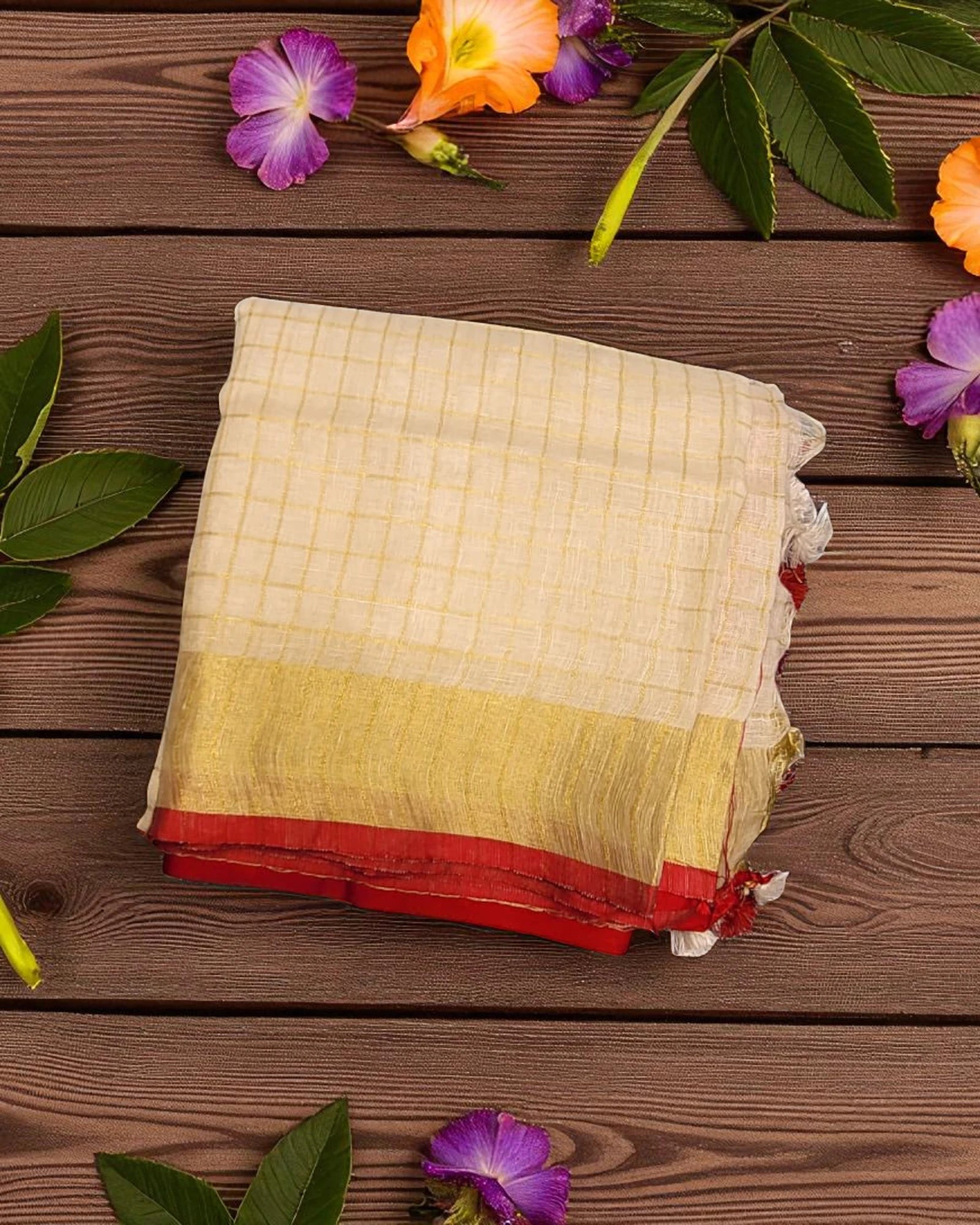 Red Shwetha3 Linen saree