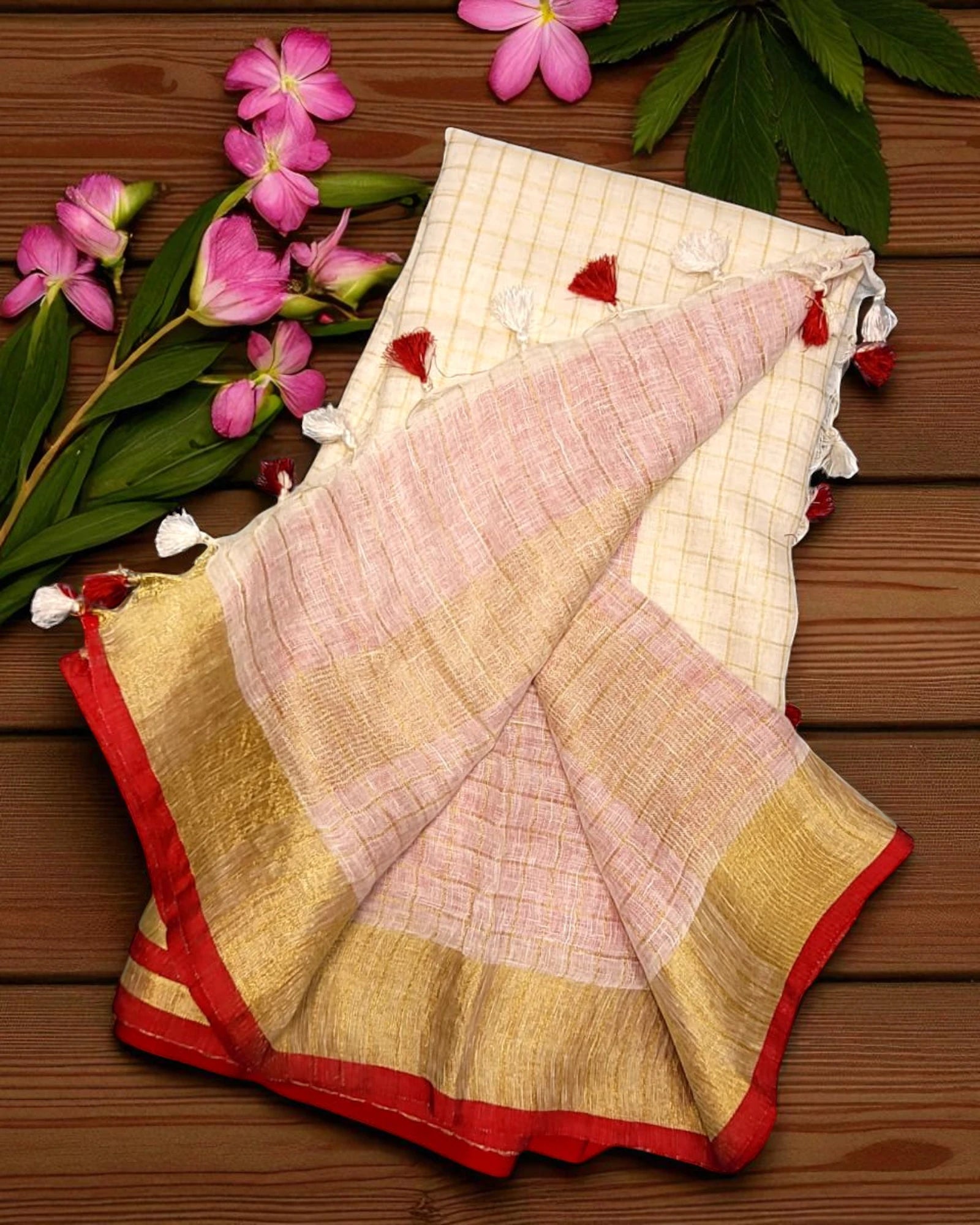 Red Shwetha3 Linen saree