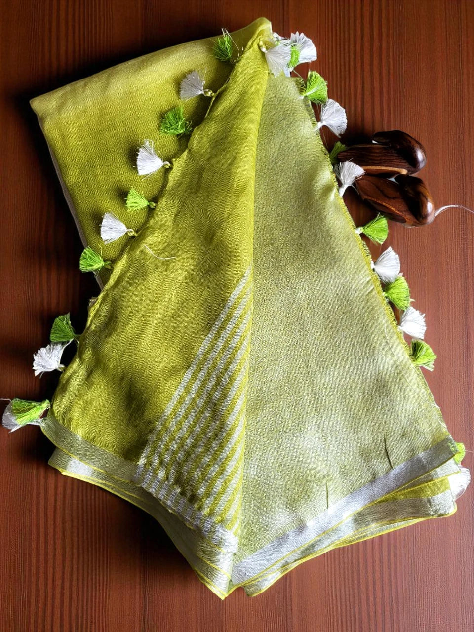 Green Swarna Linen Saree