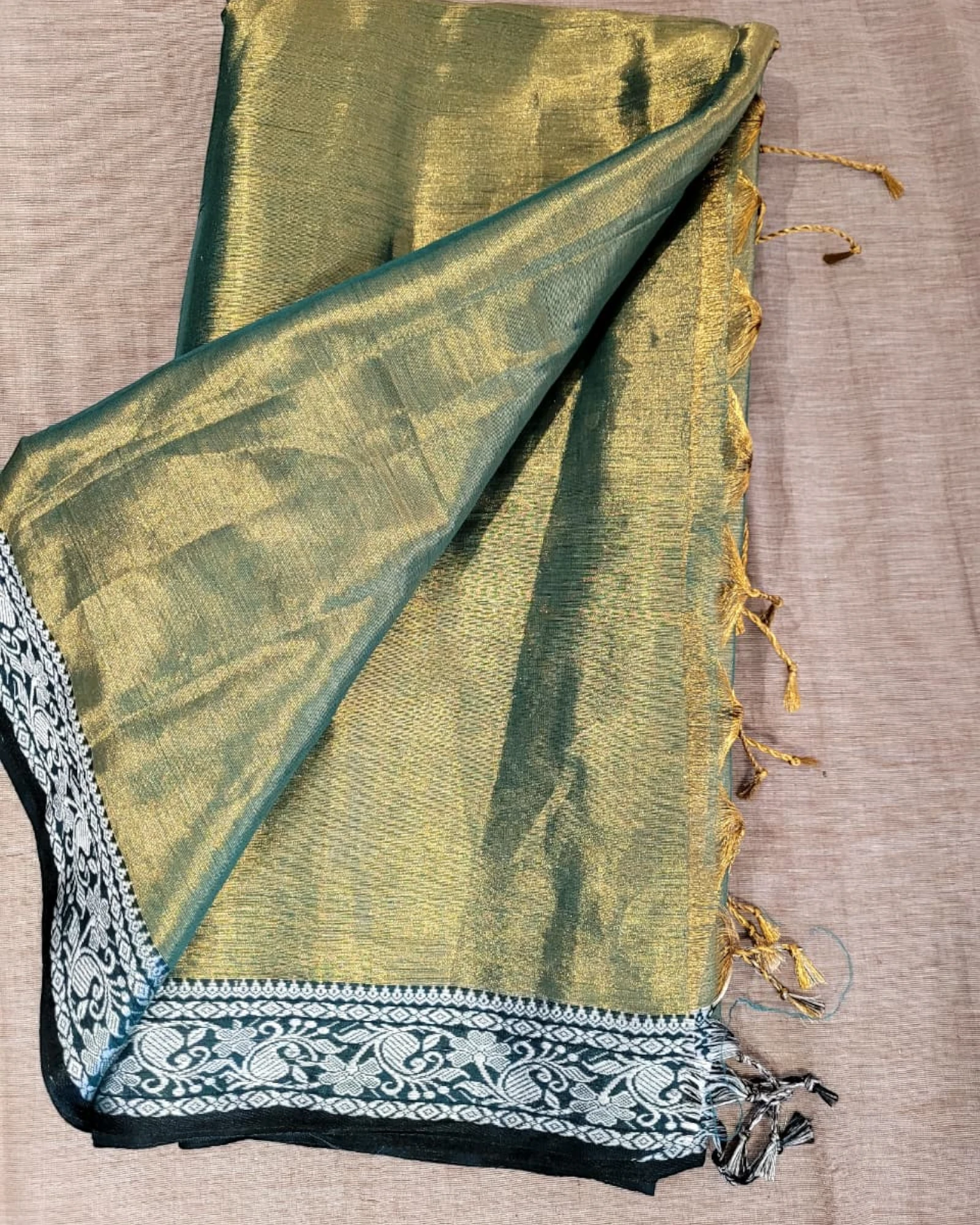 Gold2 Roshni Tissue Saree(border)