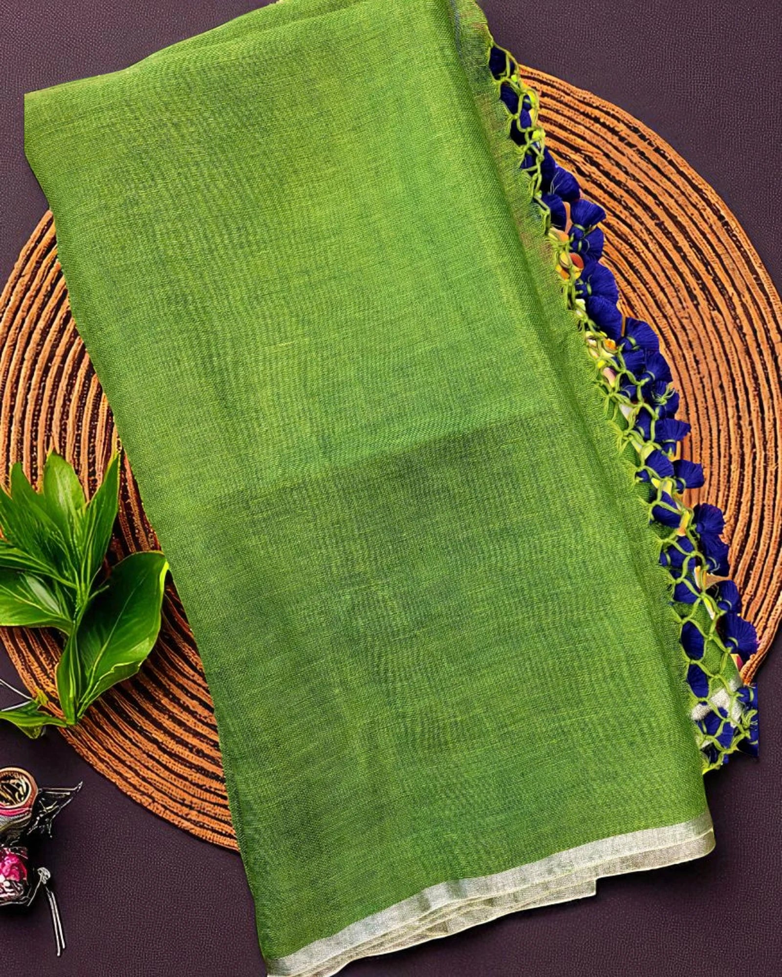 Green2 Swarna Linen Saree