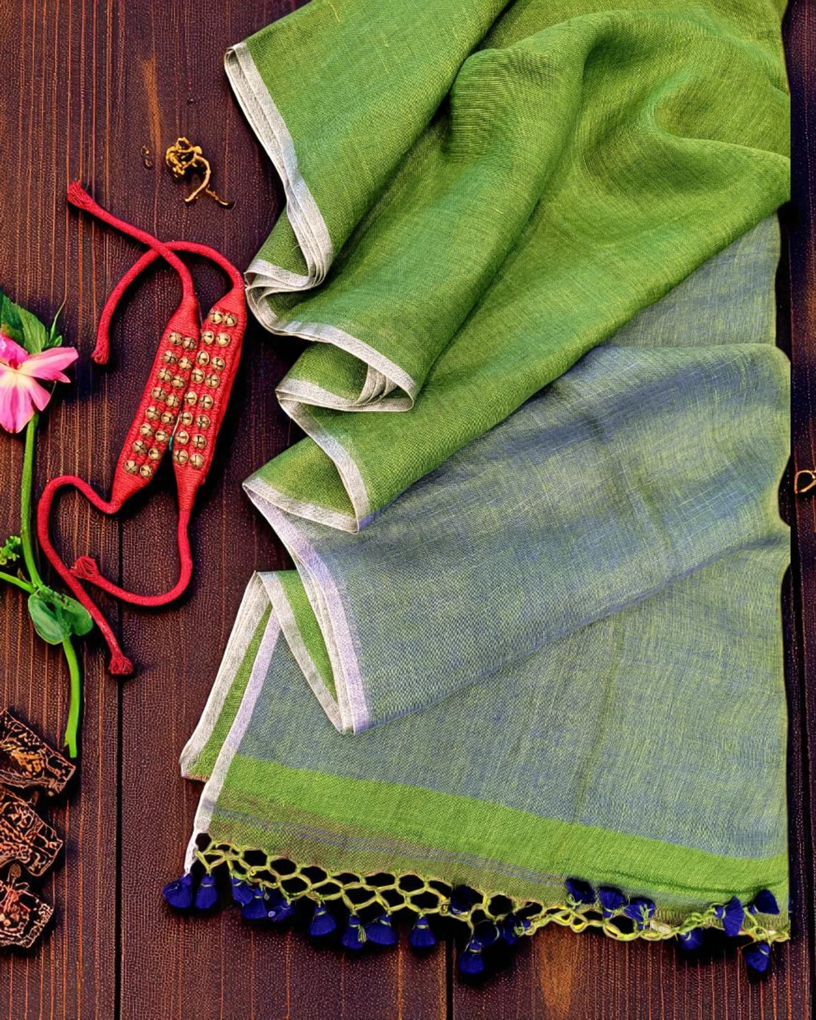 Green2 Swarna Linen Saree