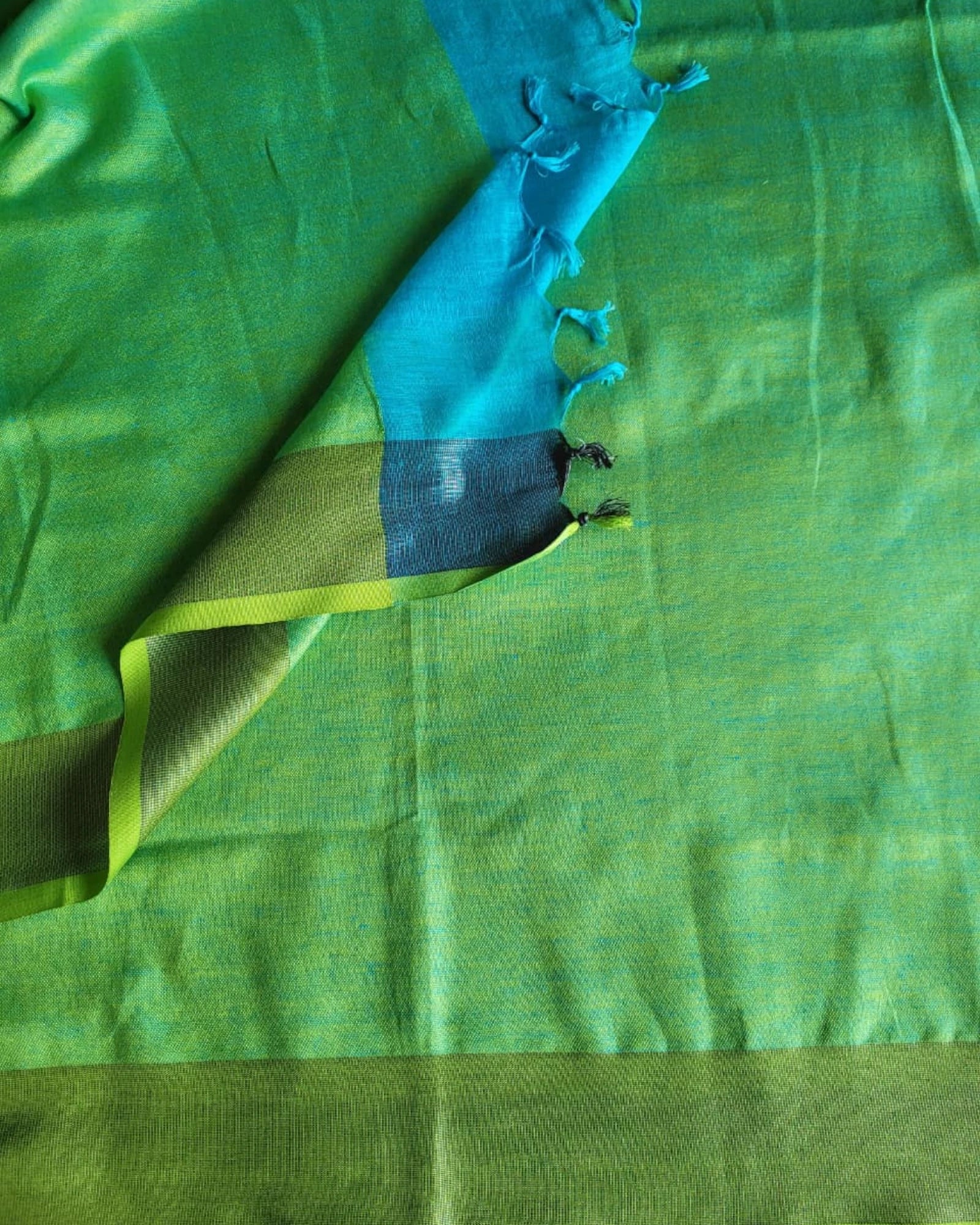 Blue Swarna Linen Saree