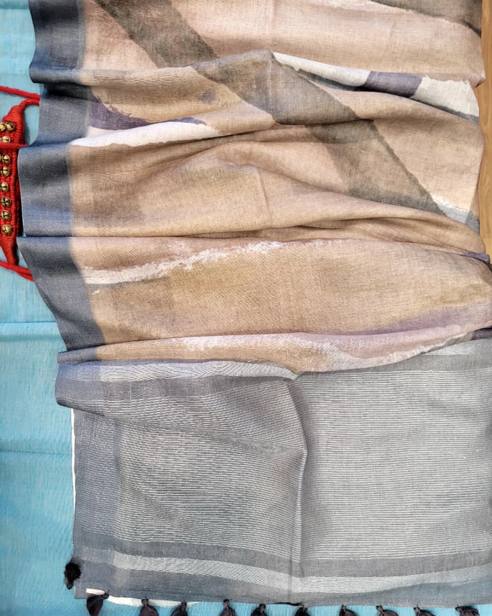 Maroon Pushpa Linen Saree