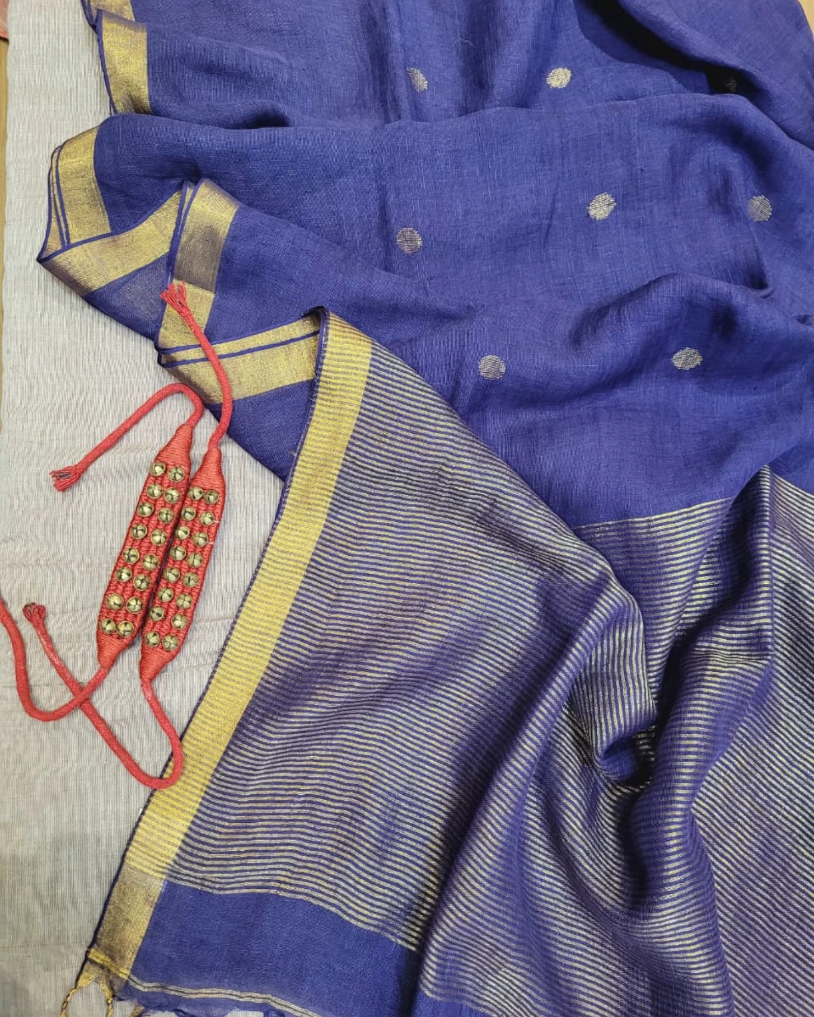 Blue Mayuri Linen Saree