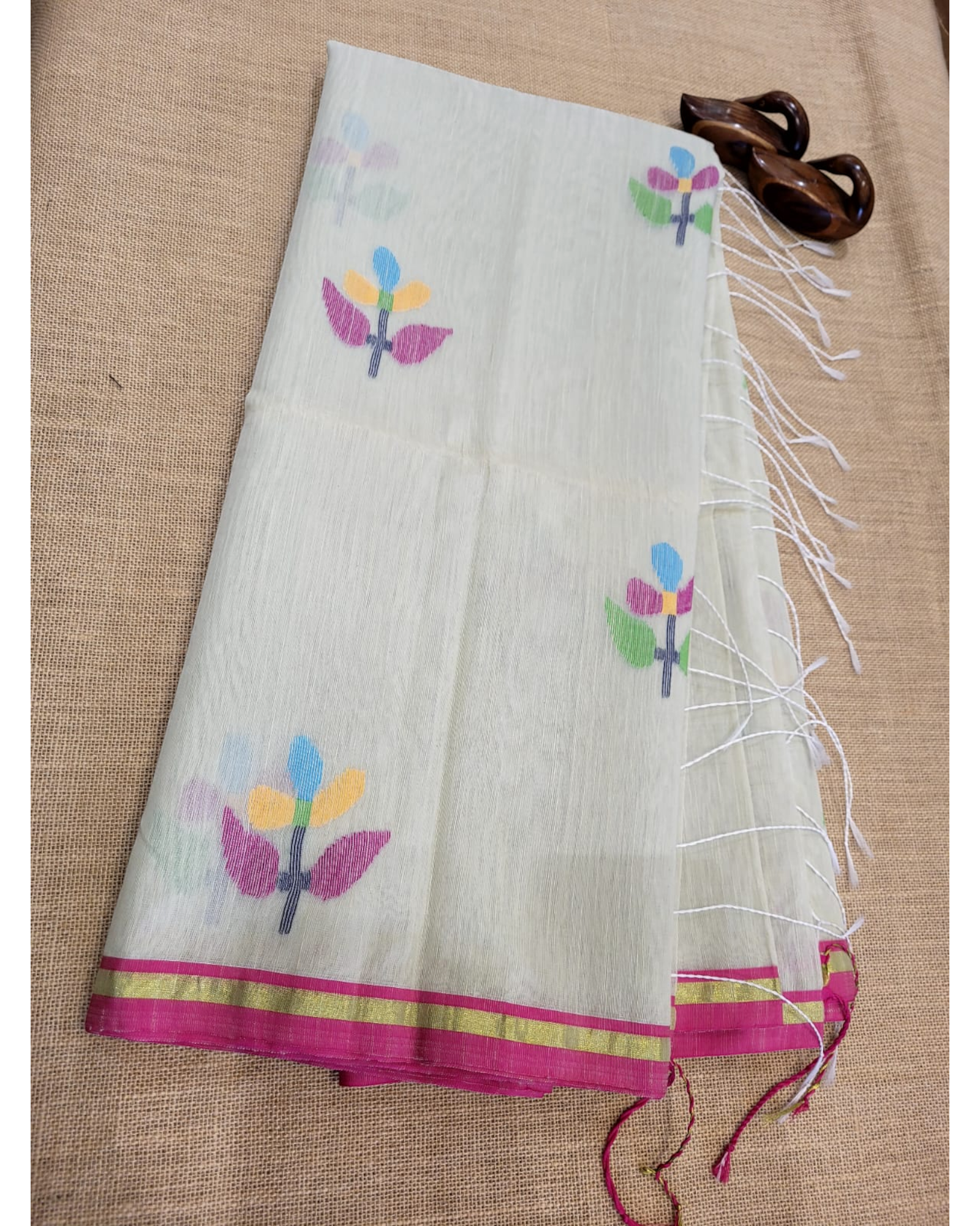 White Maslin Jamdani Saree