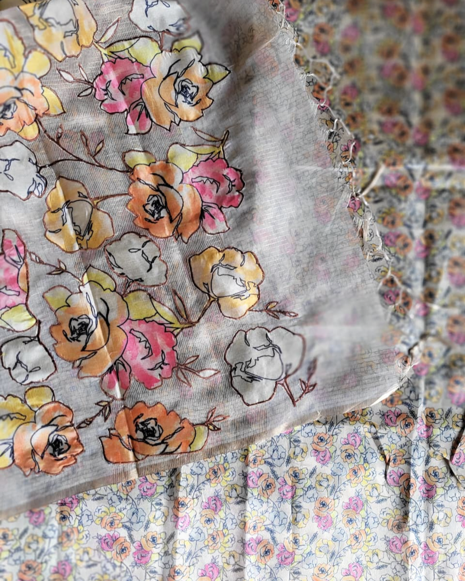 White Semi Tussar Applique Saree ST001