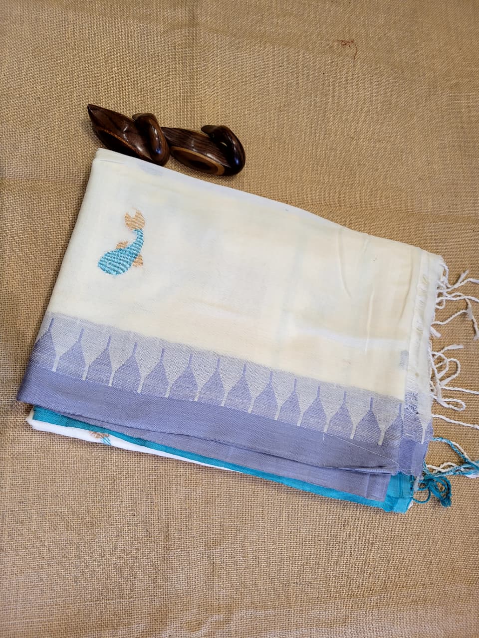 White Cotton Jamdani Saree CS002
