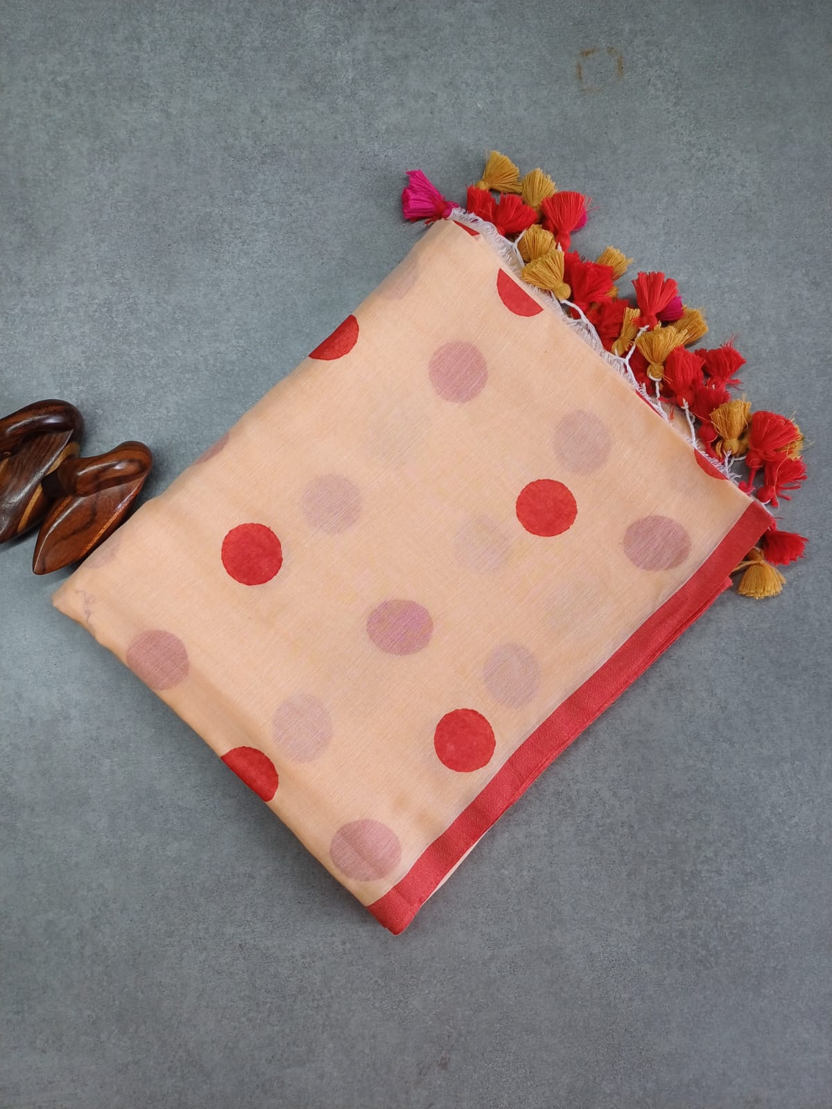 Cream Mul Saree CS003