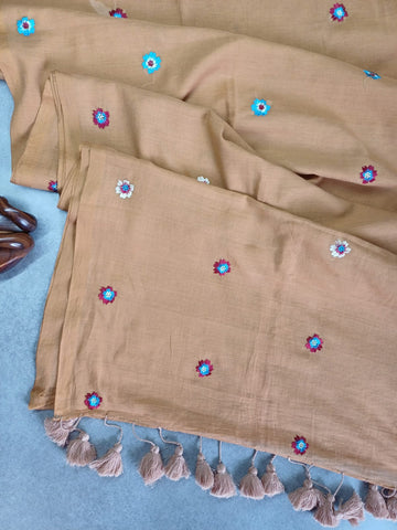 Cream Mul Saree CS005