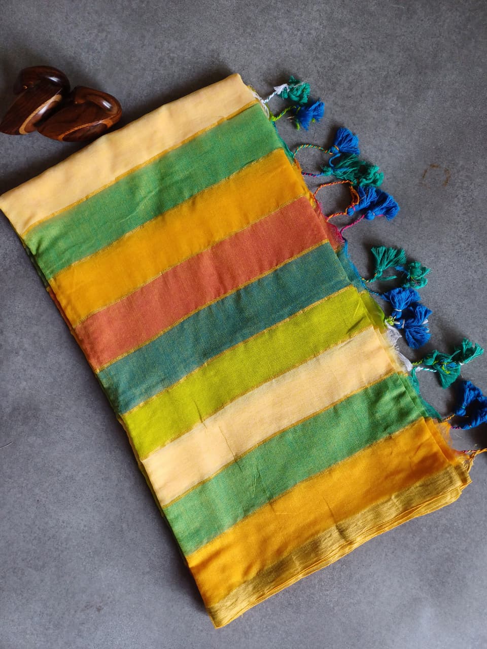 Multicolor Mul Saree CS005