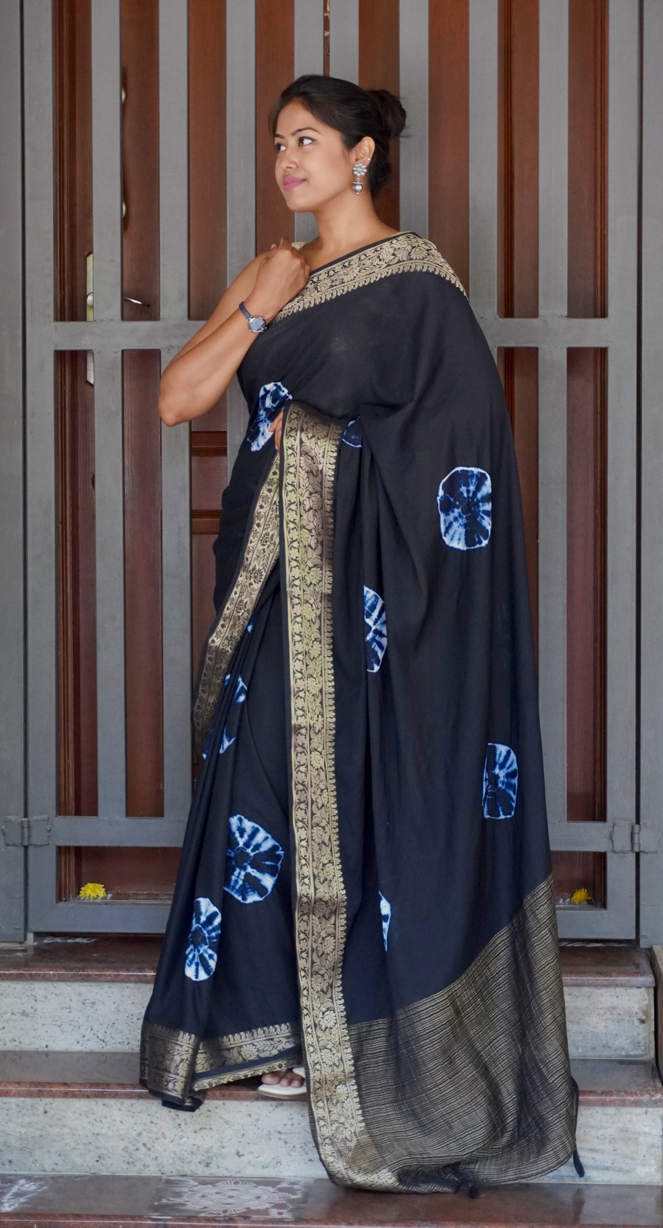 Black Nithya Viscose Saree