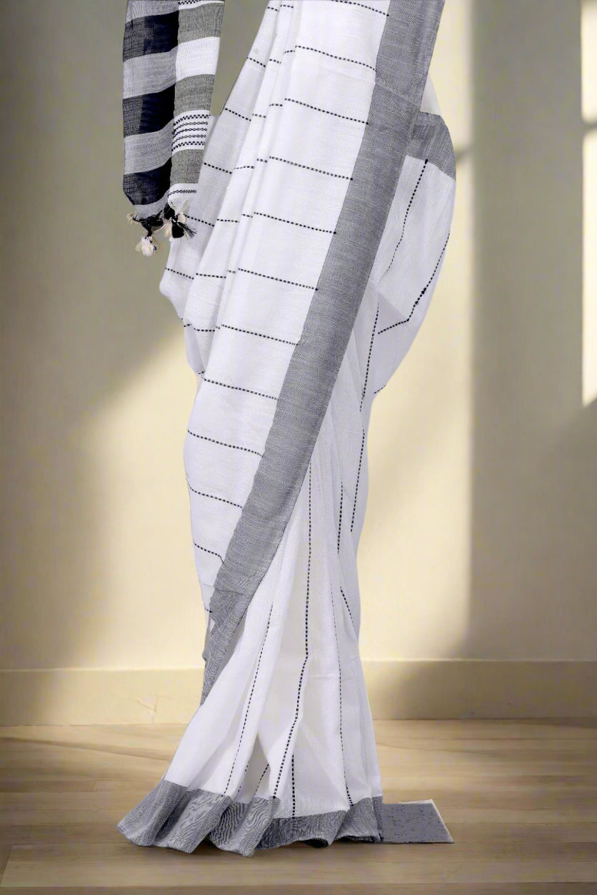 White kathaa linen saree