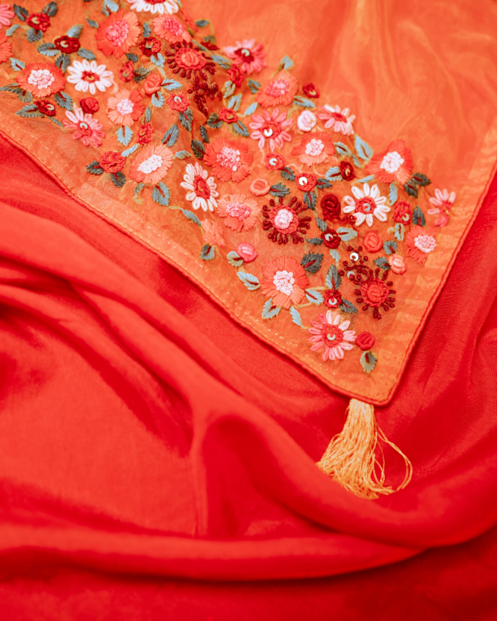 Red Patakha Organza Saree