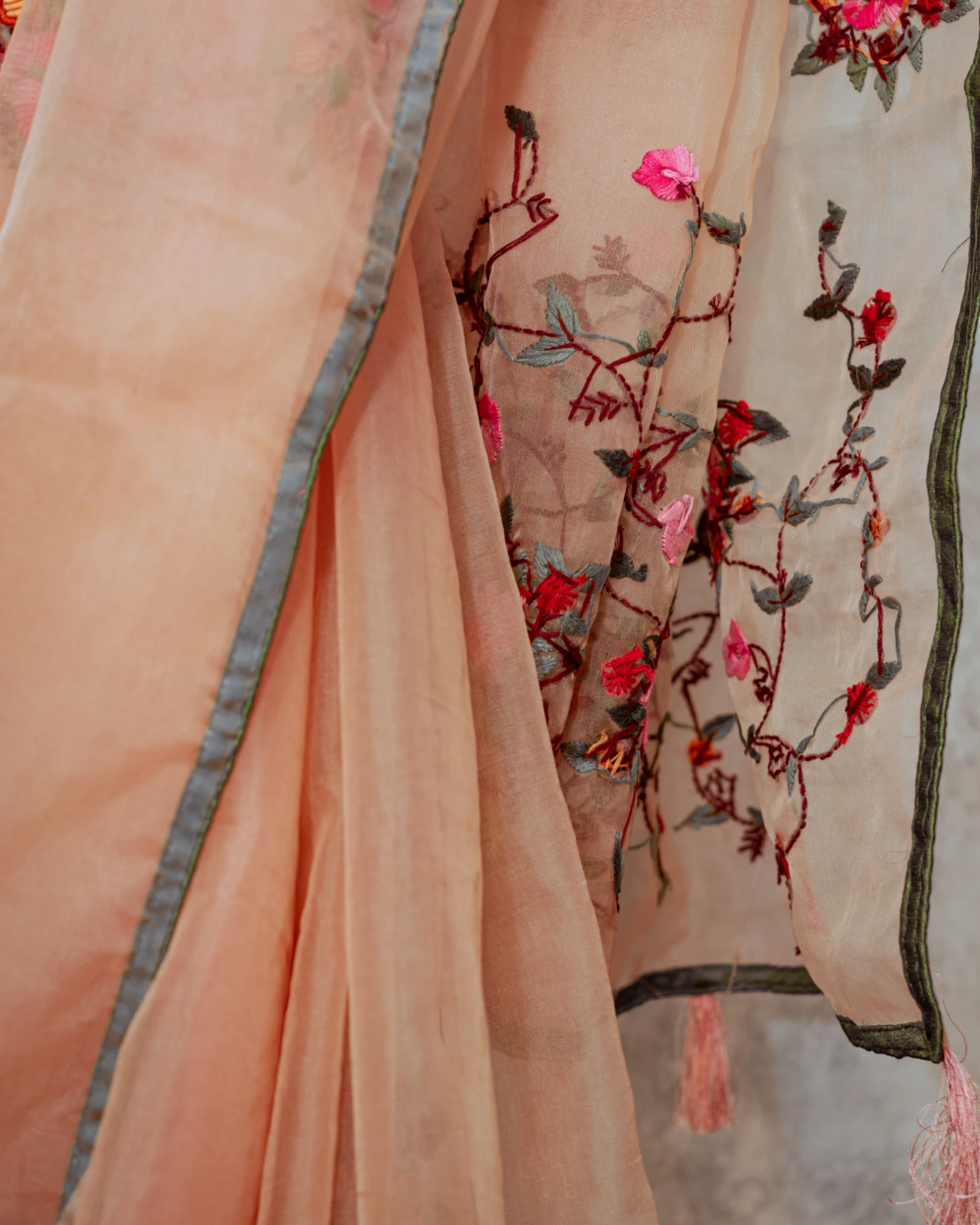 Peach Patakha Organza Saree