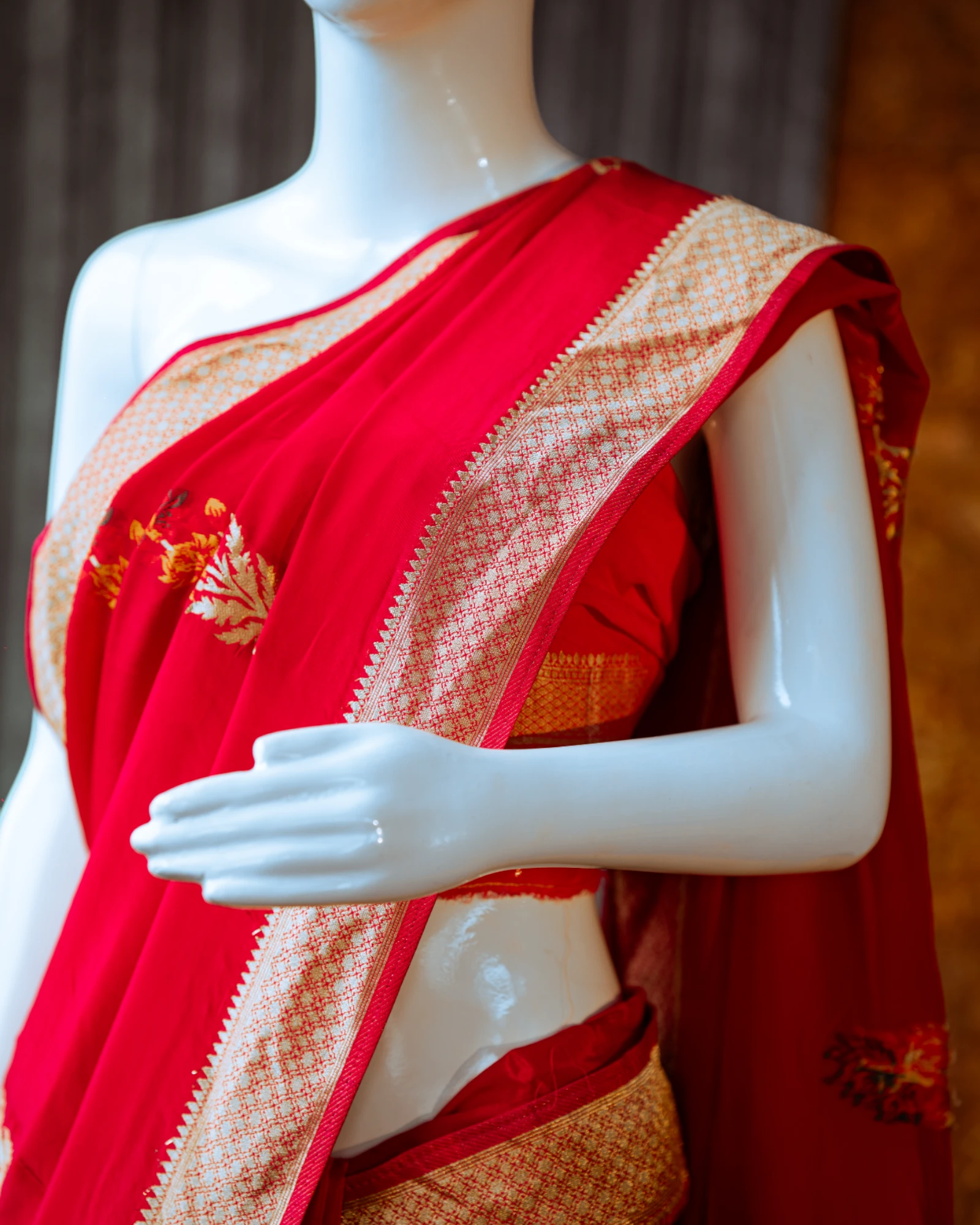 Pink Nirvi Banarasi Crepe Saree