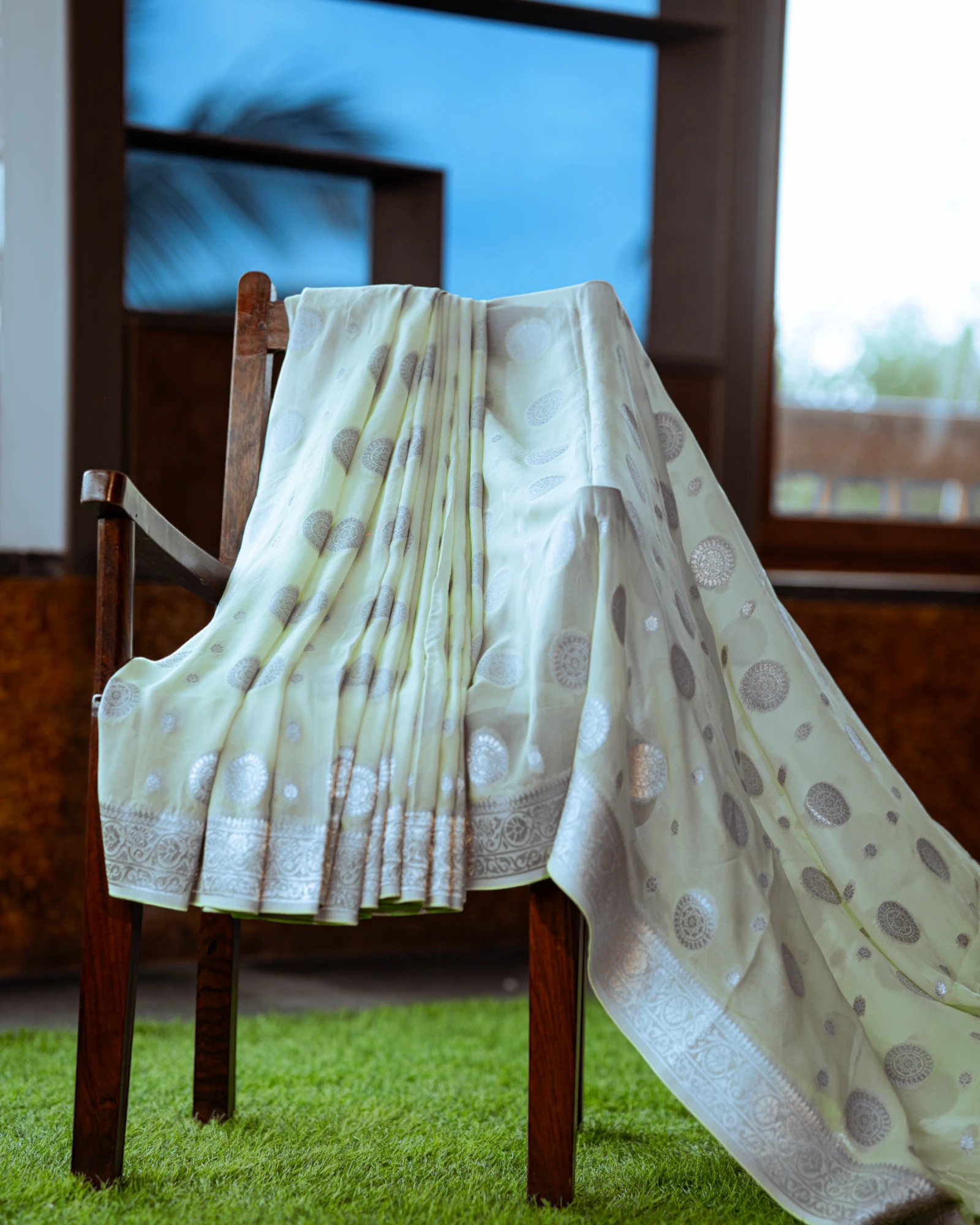 Mint2 Bahaar Banarasi Georgette Saree