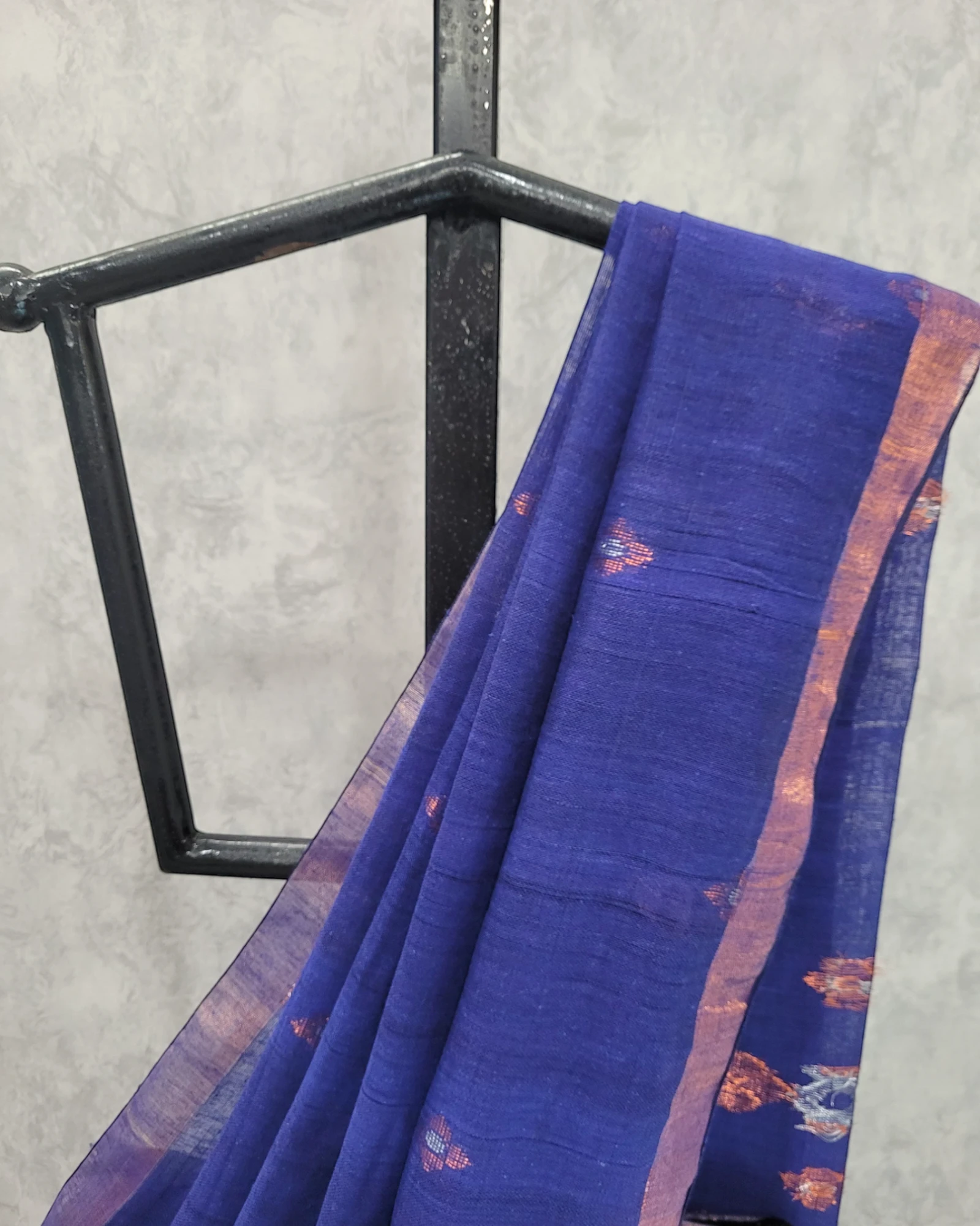 Navy Lata Linen Saree