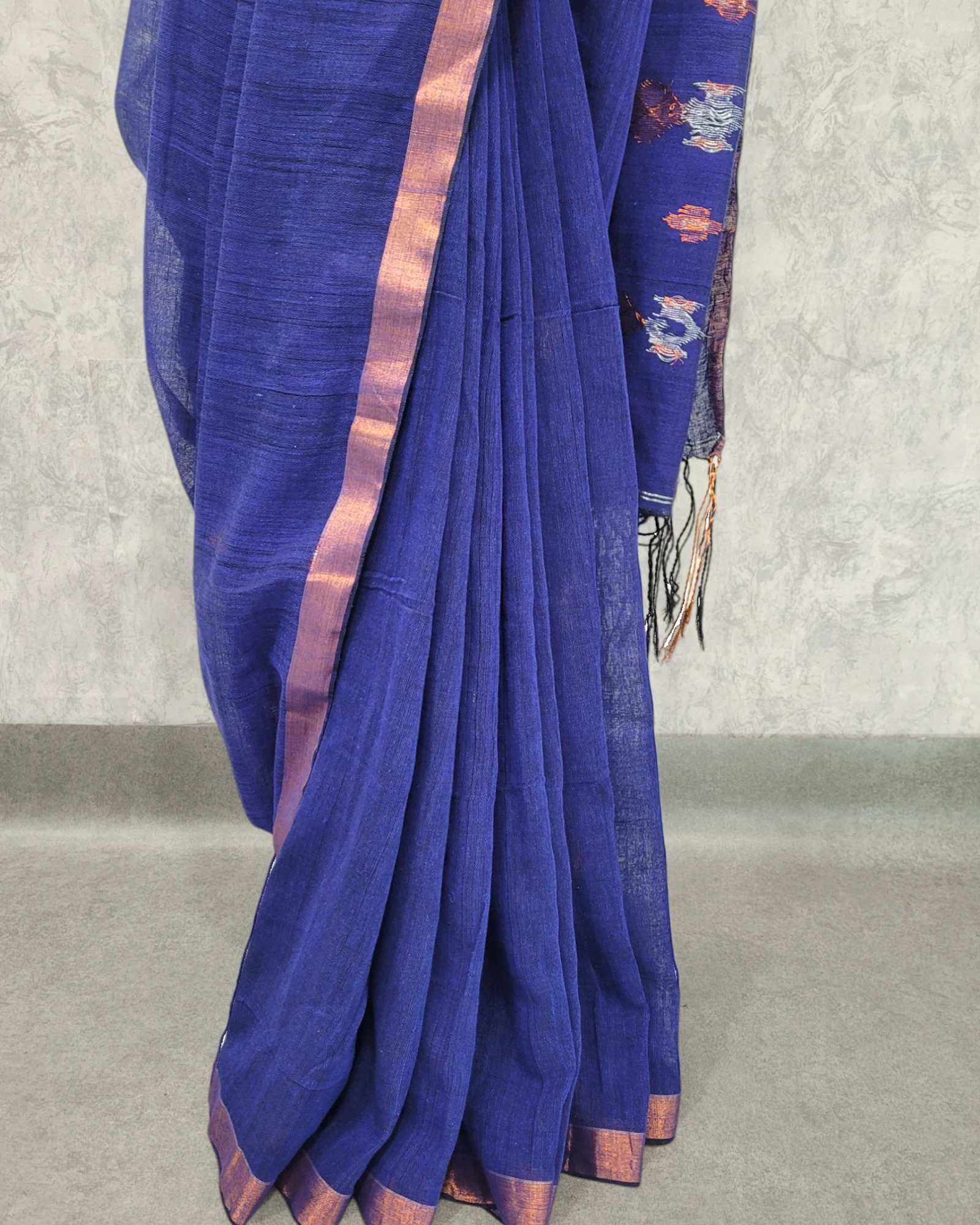 Navy Lata Linen Saree