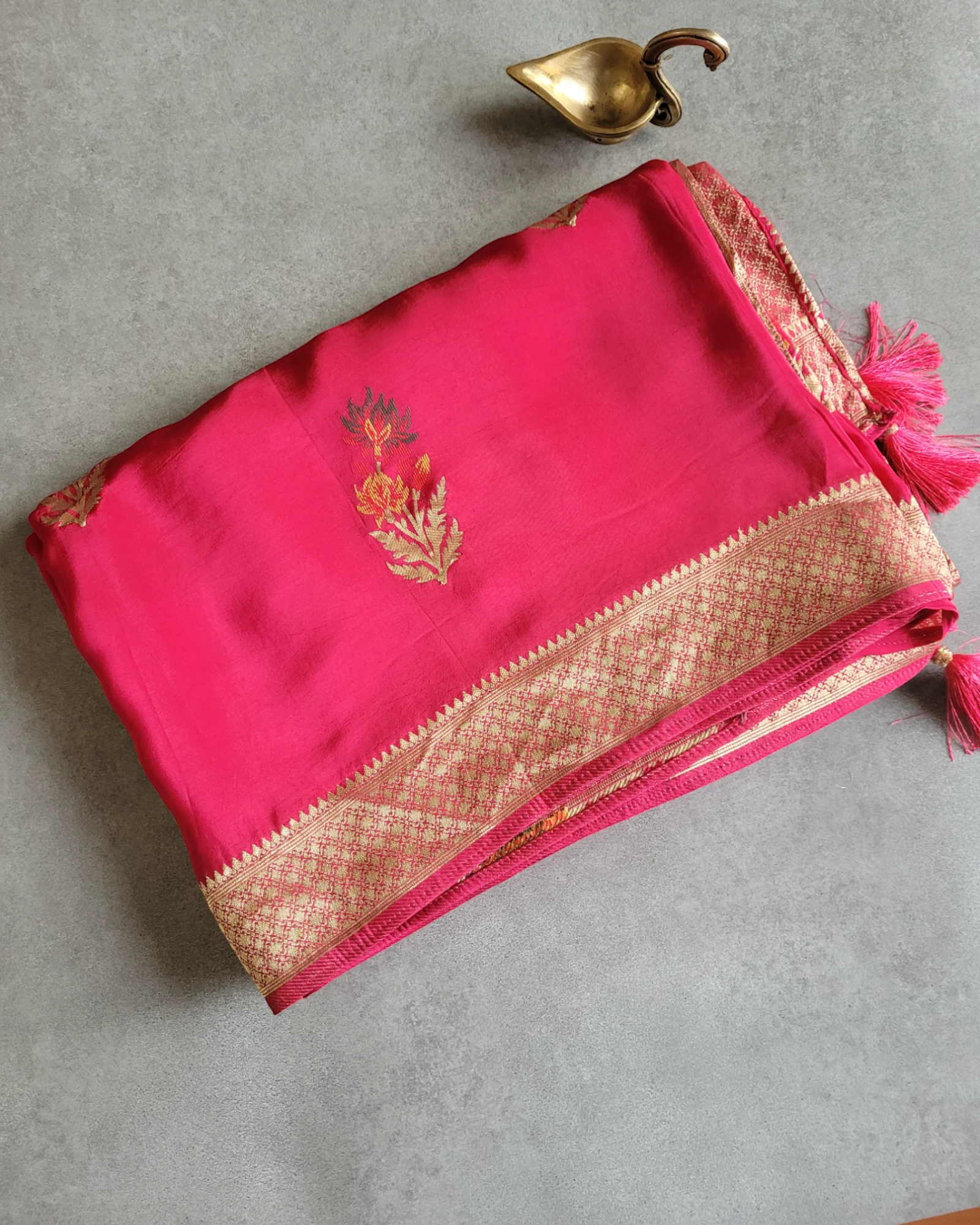 Pink Nirvi Banarasi Crepe Saree