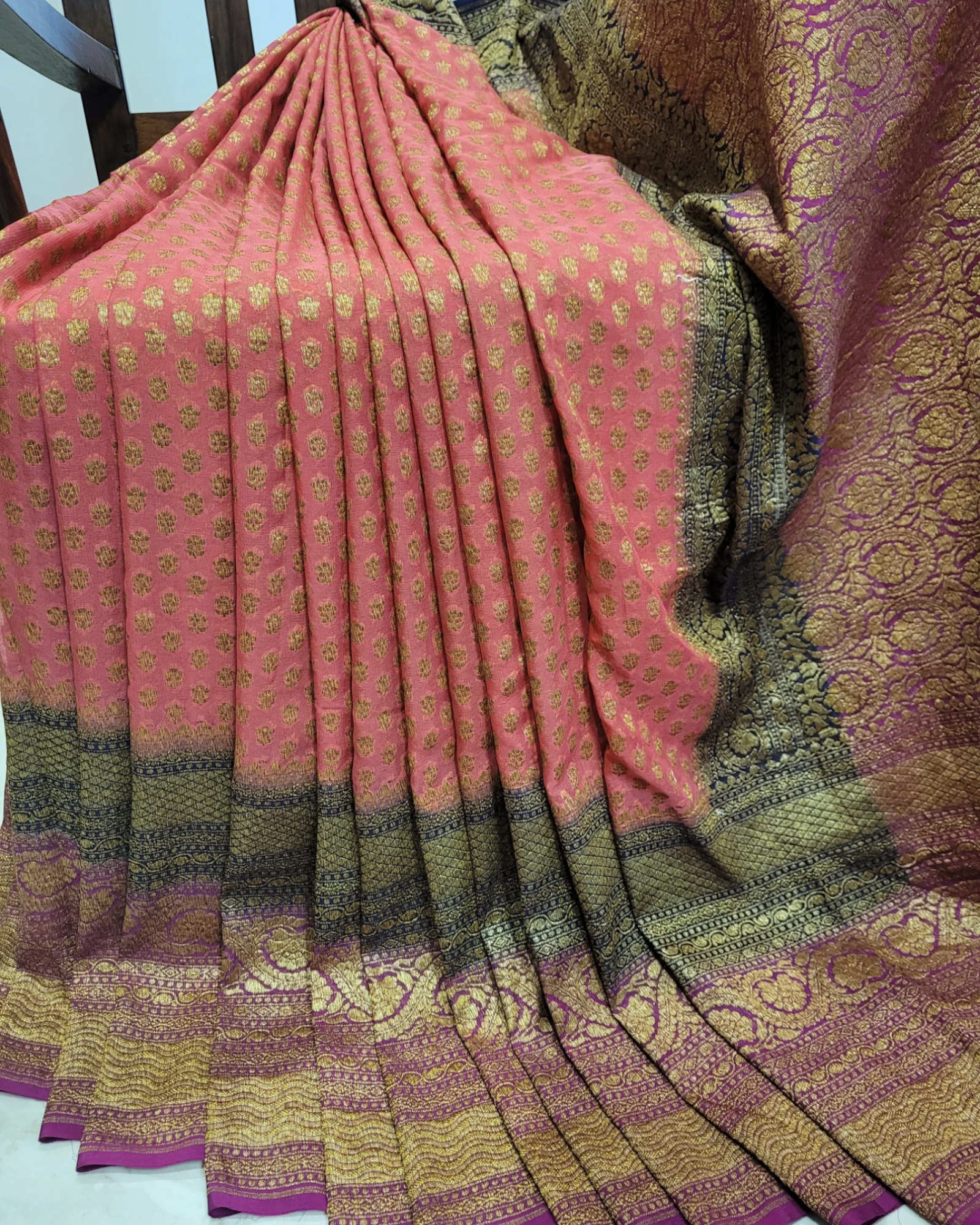 Pink Vanya Banarasi Georgette Saree