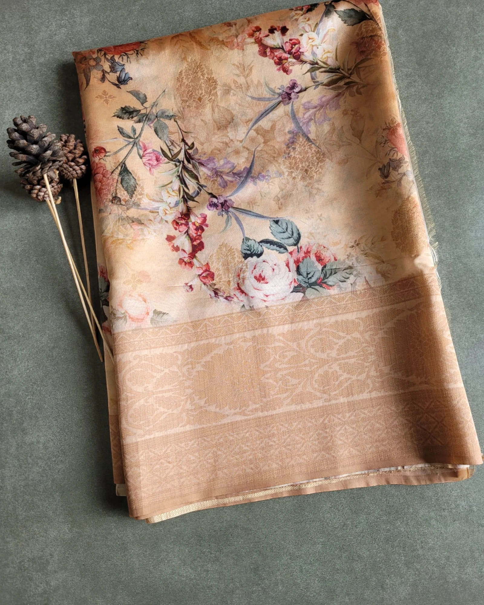 Gold Amrita Viscose Saree