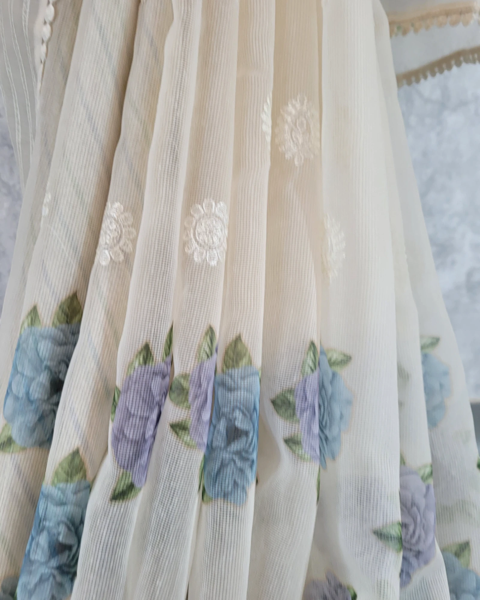 Cream Antara Net Saree