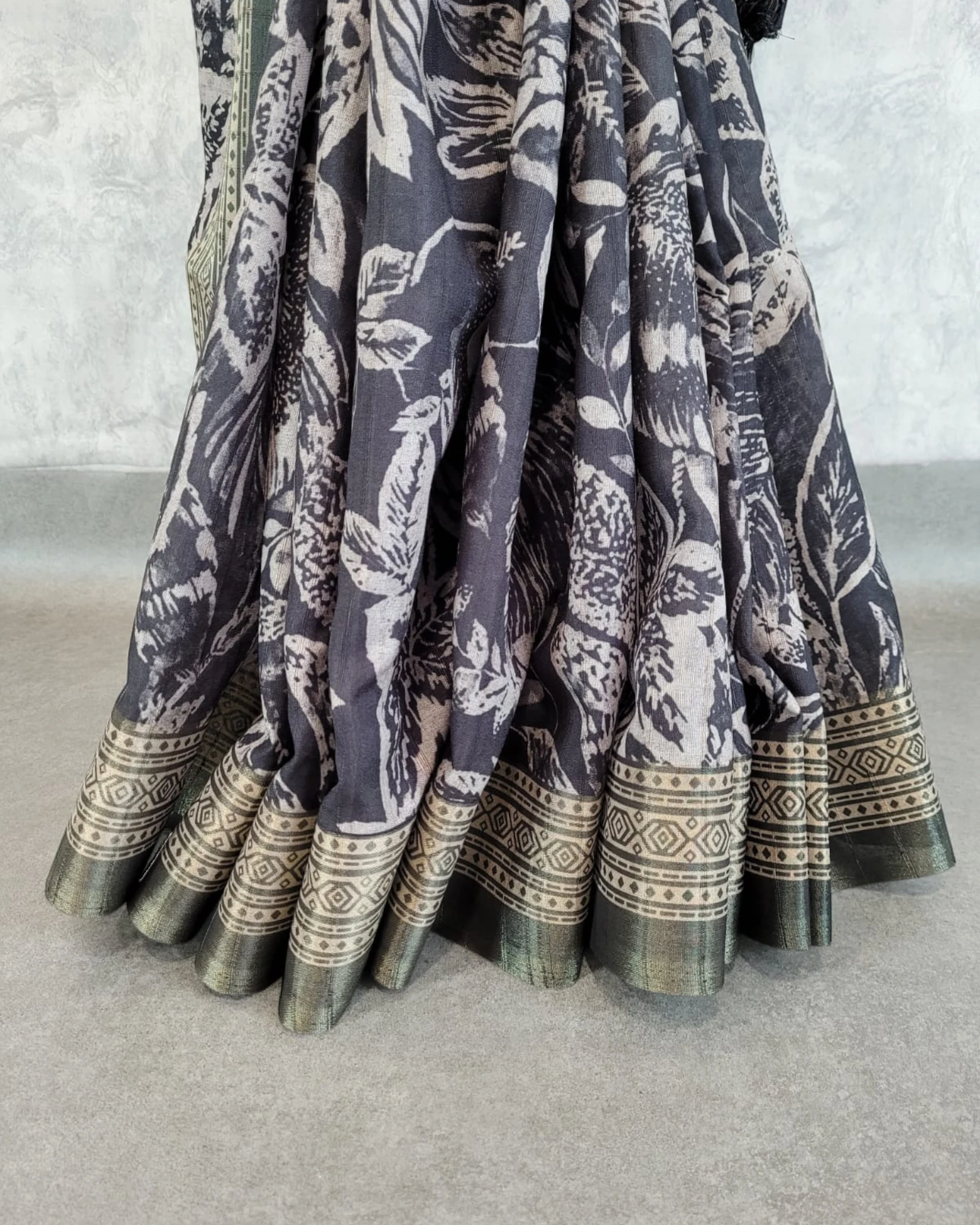Slate Kriti Tussar saree