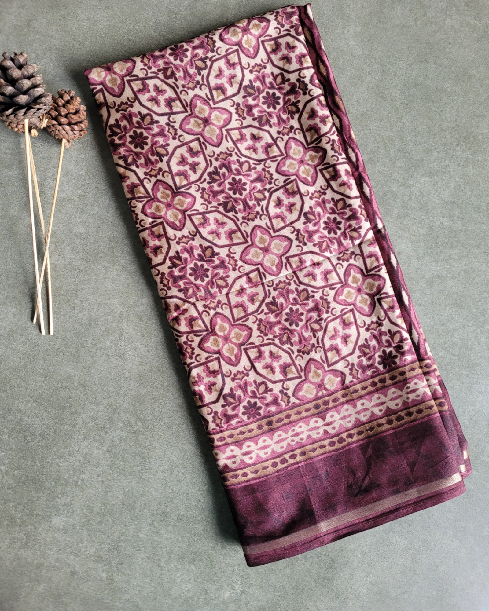 Carmine Krisha Synthetic saree