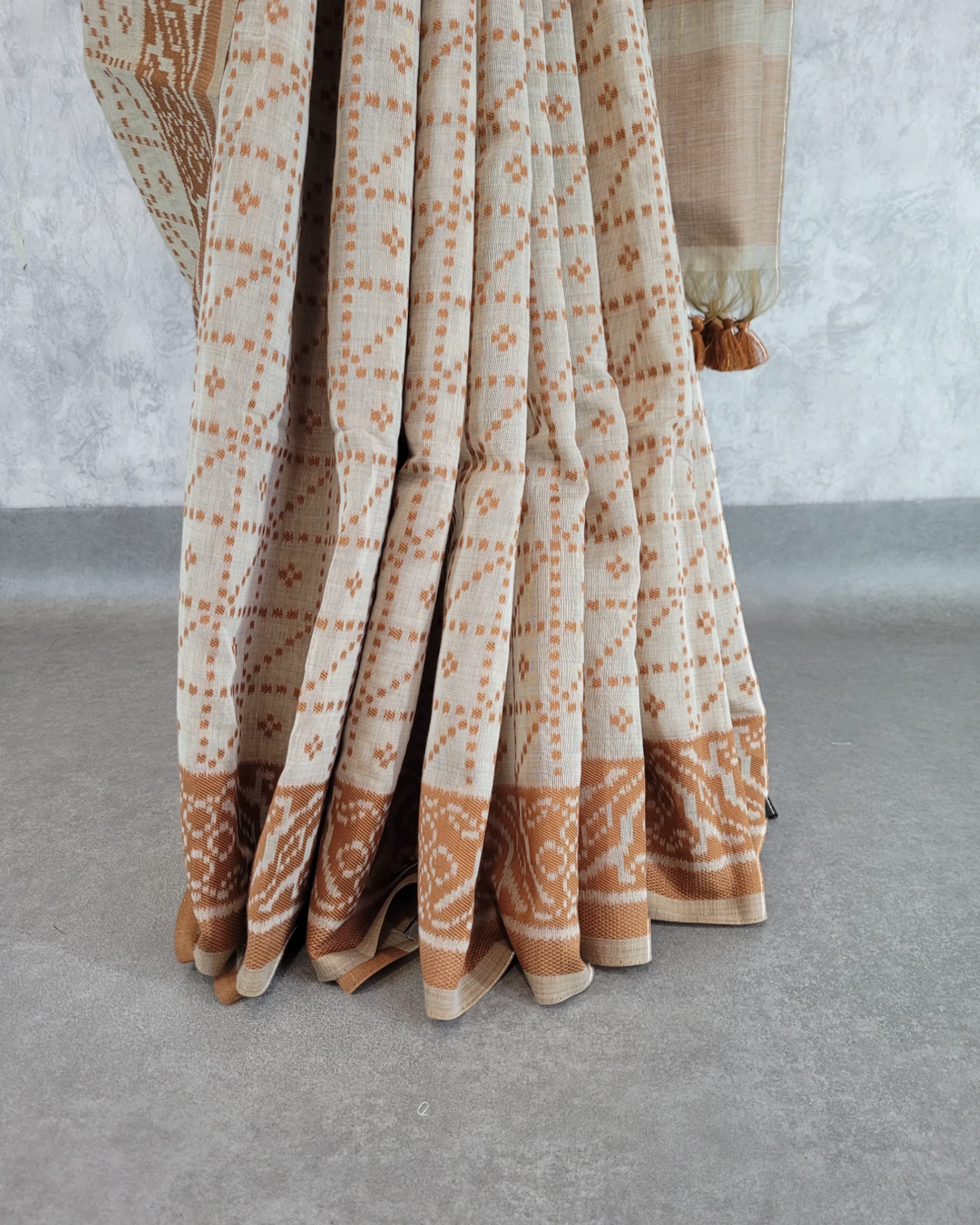 Brown Isha4 Cotton saree