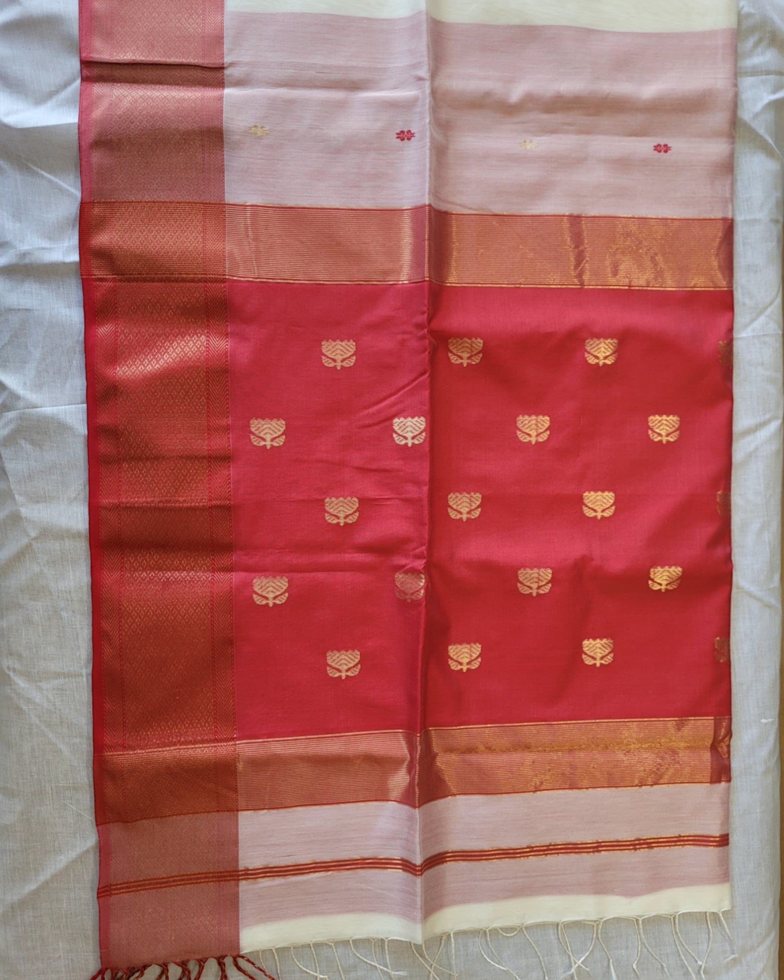 Maheshwari Lotus Saree