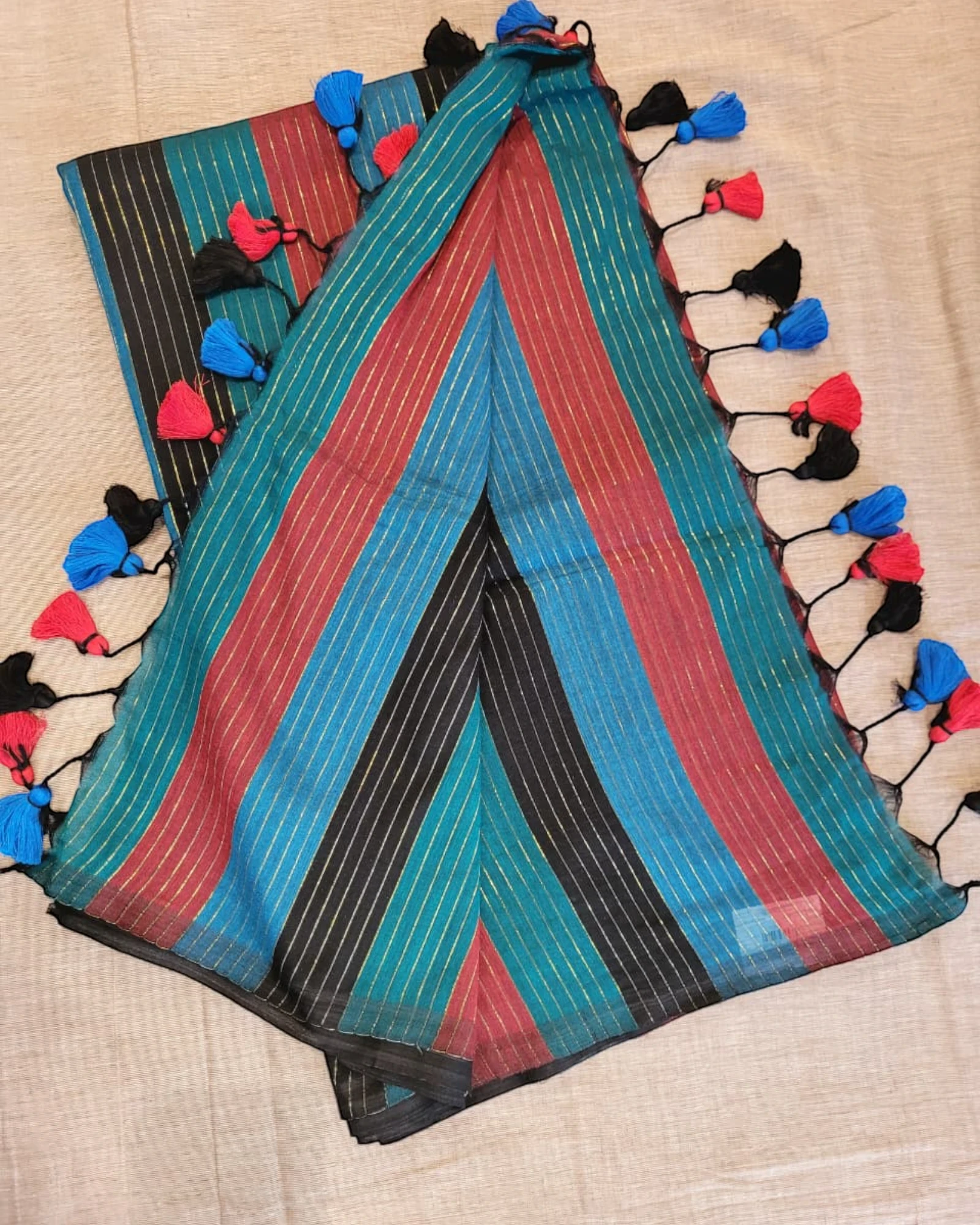 Multicolour4 Nidhi Mul Saree(zari)