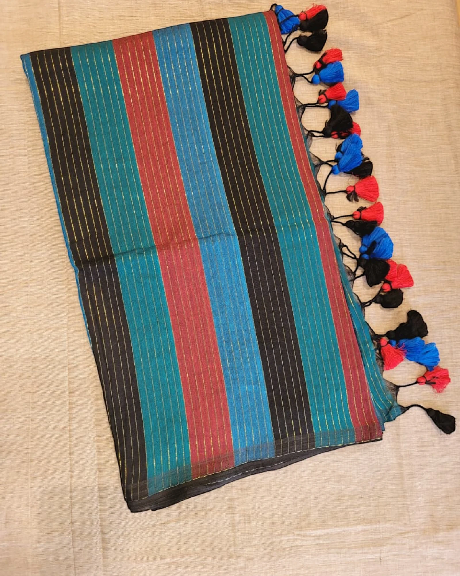 Multicolour4 Nidhi Mul Saree(zari)