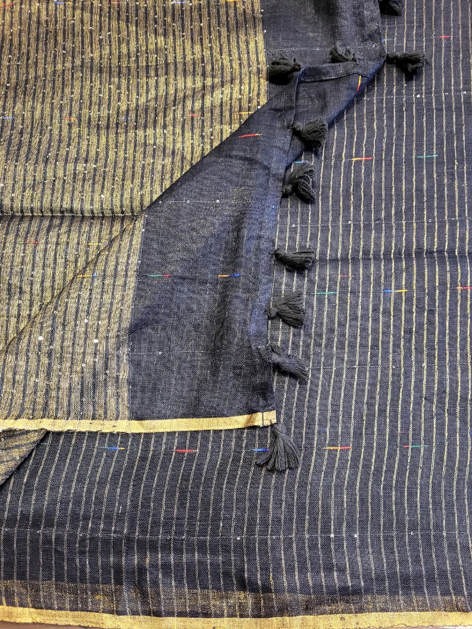 Black3 Mayuri Linen Saree