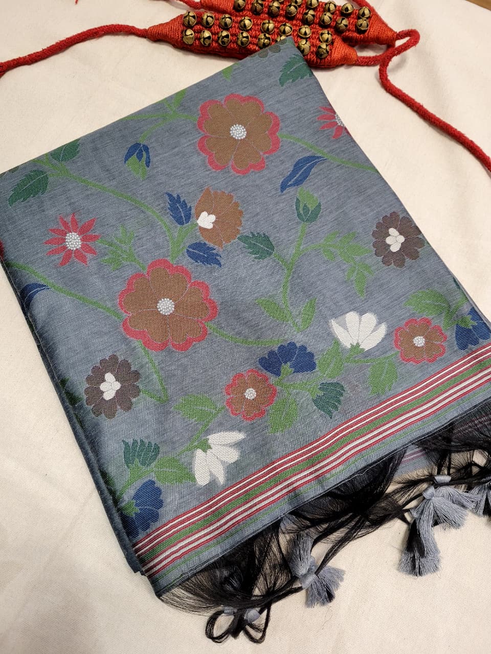 Gray Isha3 Cotton saree