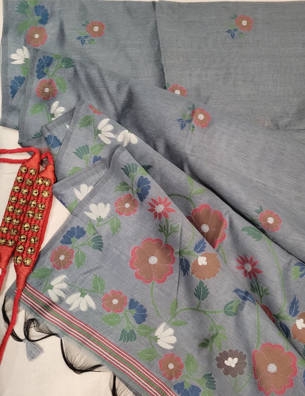 Gray Isha3 Cotton saree
