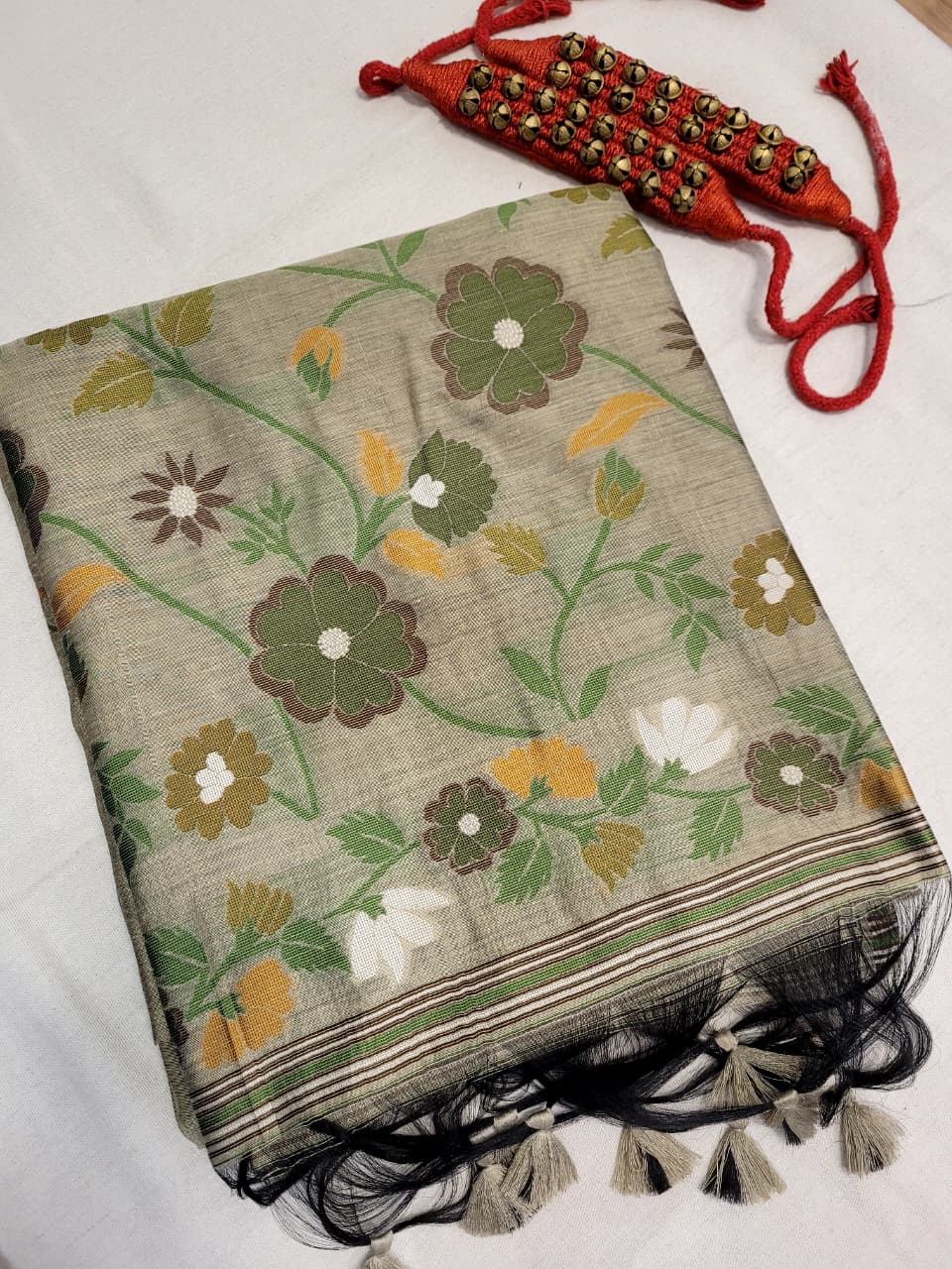 Biege Isha3 Cotton saree